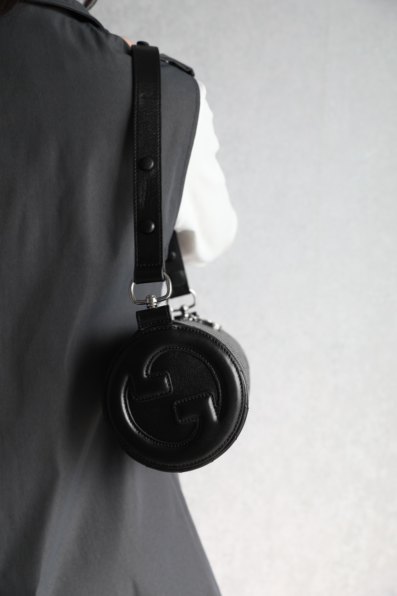 G*u*i blondie shoulder bag-13*25*12cm