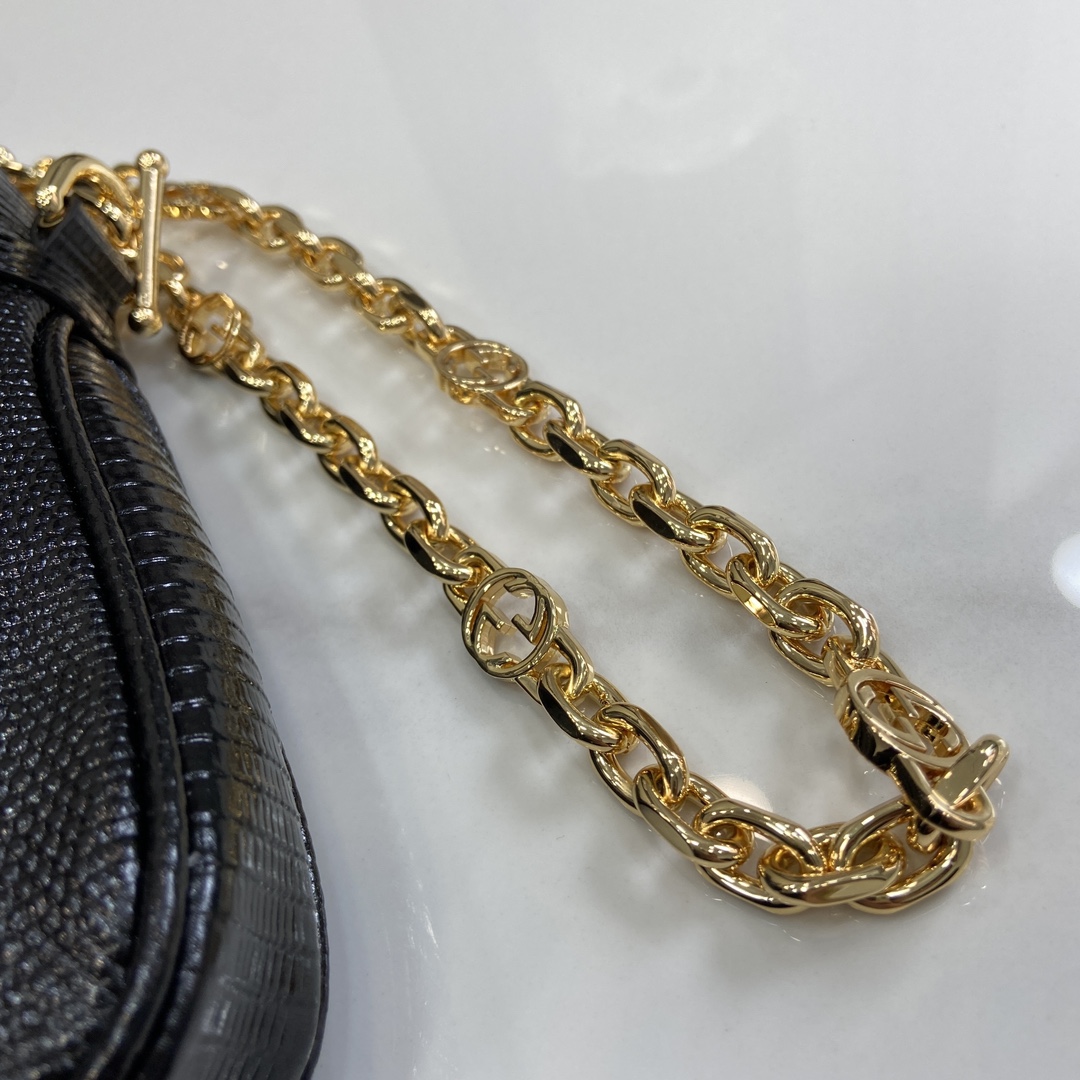 G*u*i jackie 1961 hobo bag-19*13*3cm