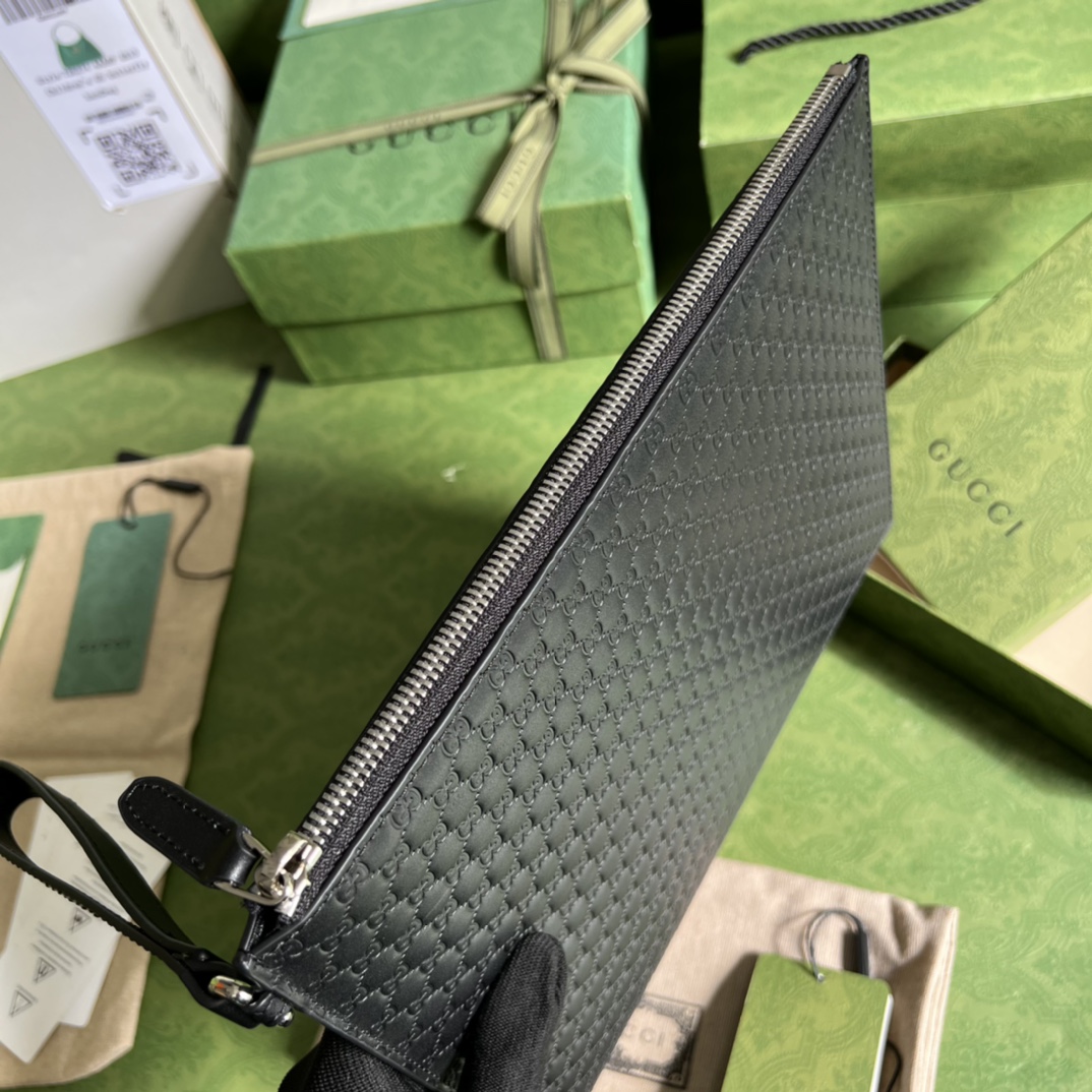 G*u*i pouch-28*21*1.5cm