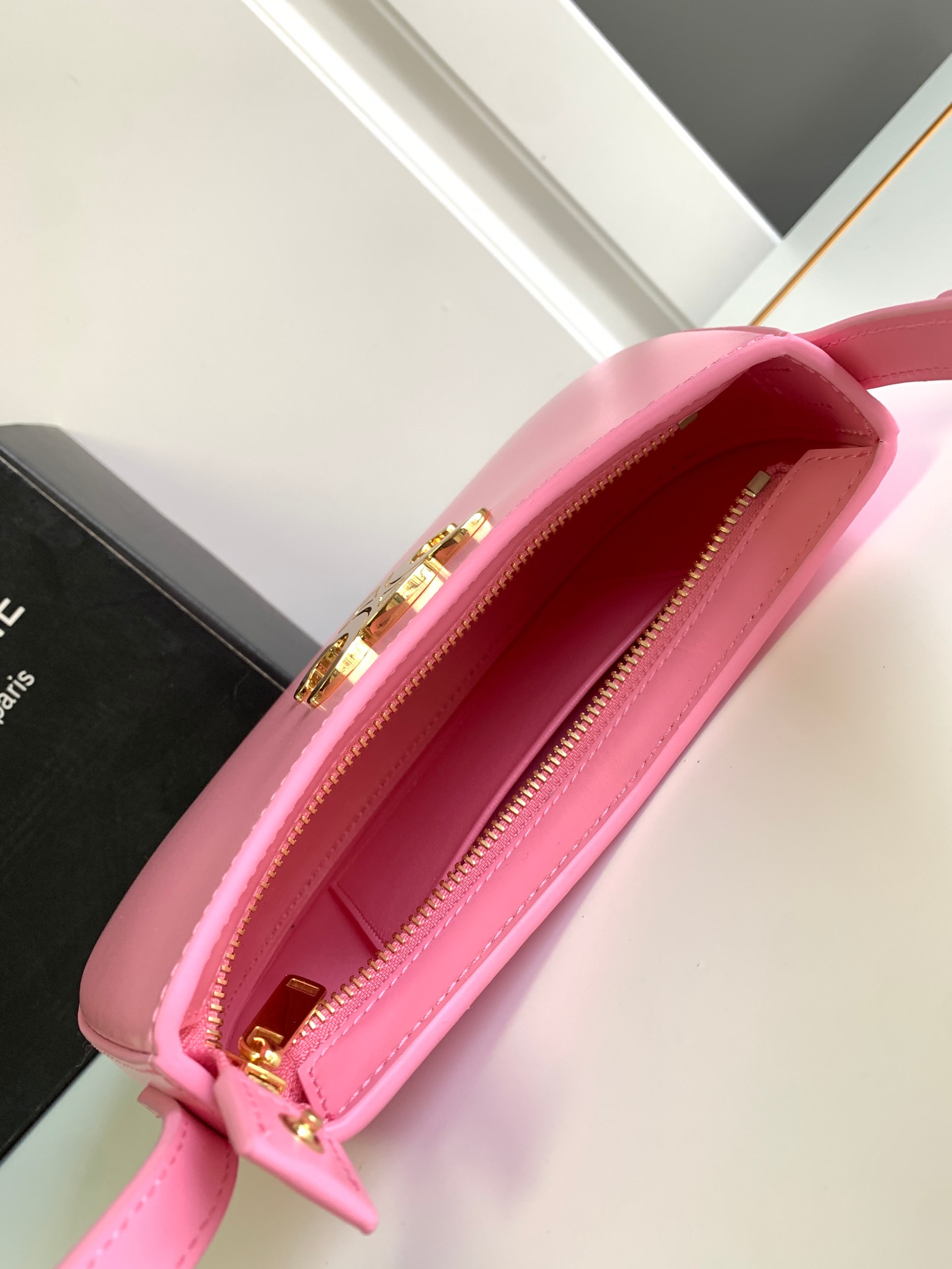 Ce**e tilly hobo bag-22 x 13.5 x 4cm