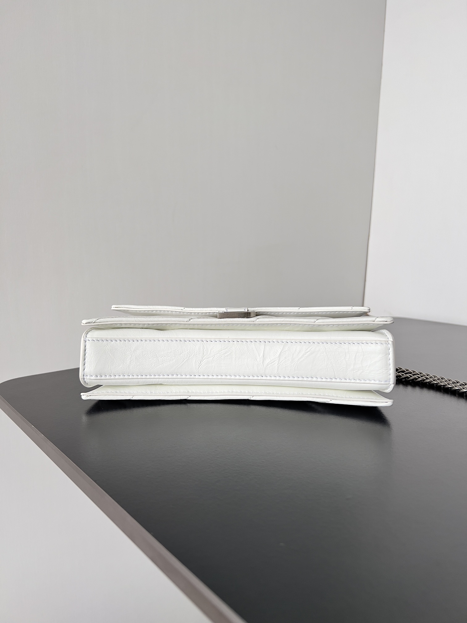 Ba*len*cia*ga crush chain bag-21.8*9.9*4.8cm