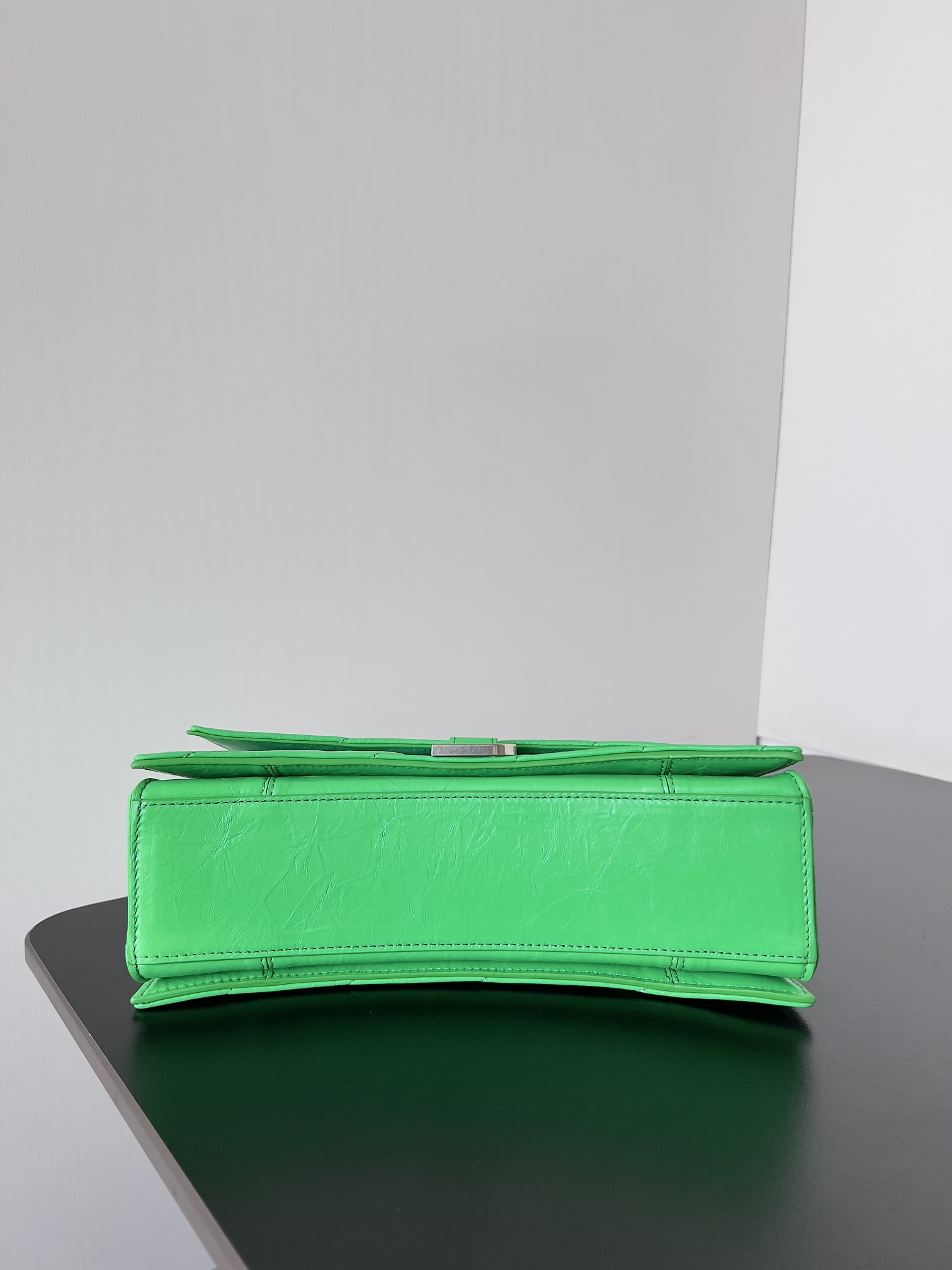 Ba*len*cia*ga crush chain bag-25.5*10*15.5cm