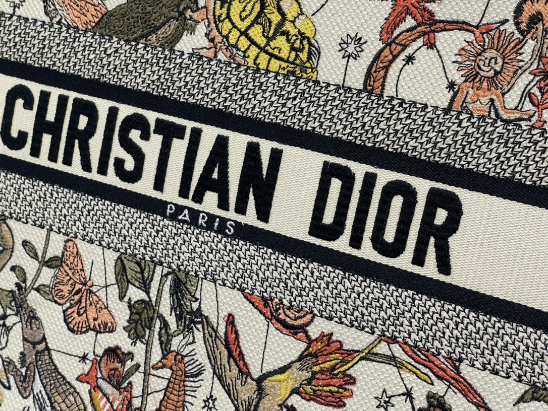 D*or small book tote-36.5cm