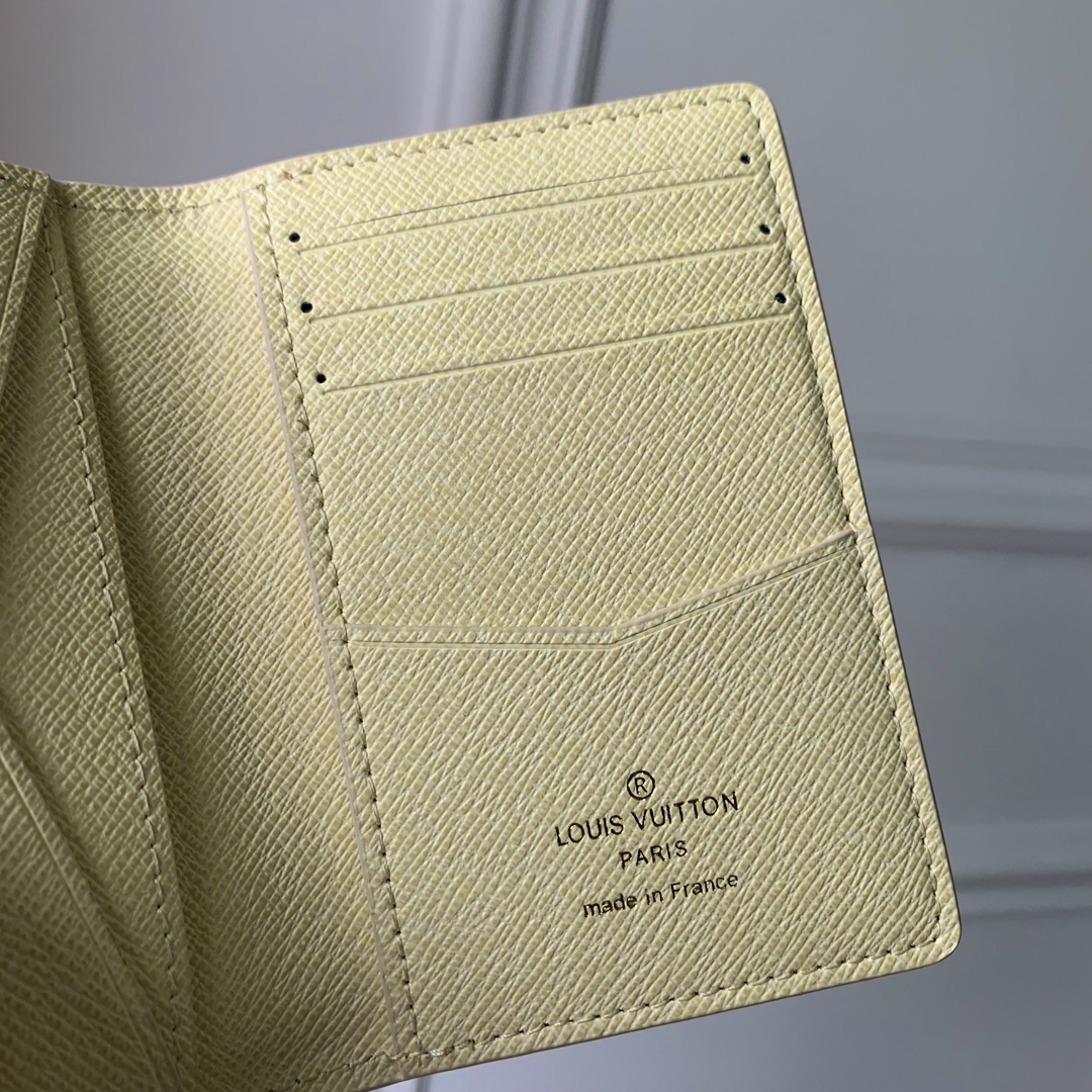 l0*is V*t0n wallet-m83336-7.5 x 11.1 x 1cm