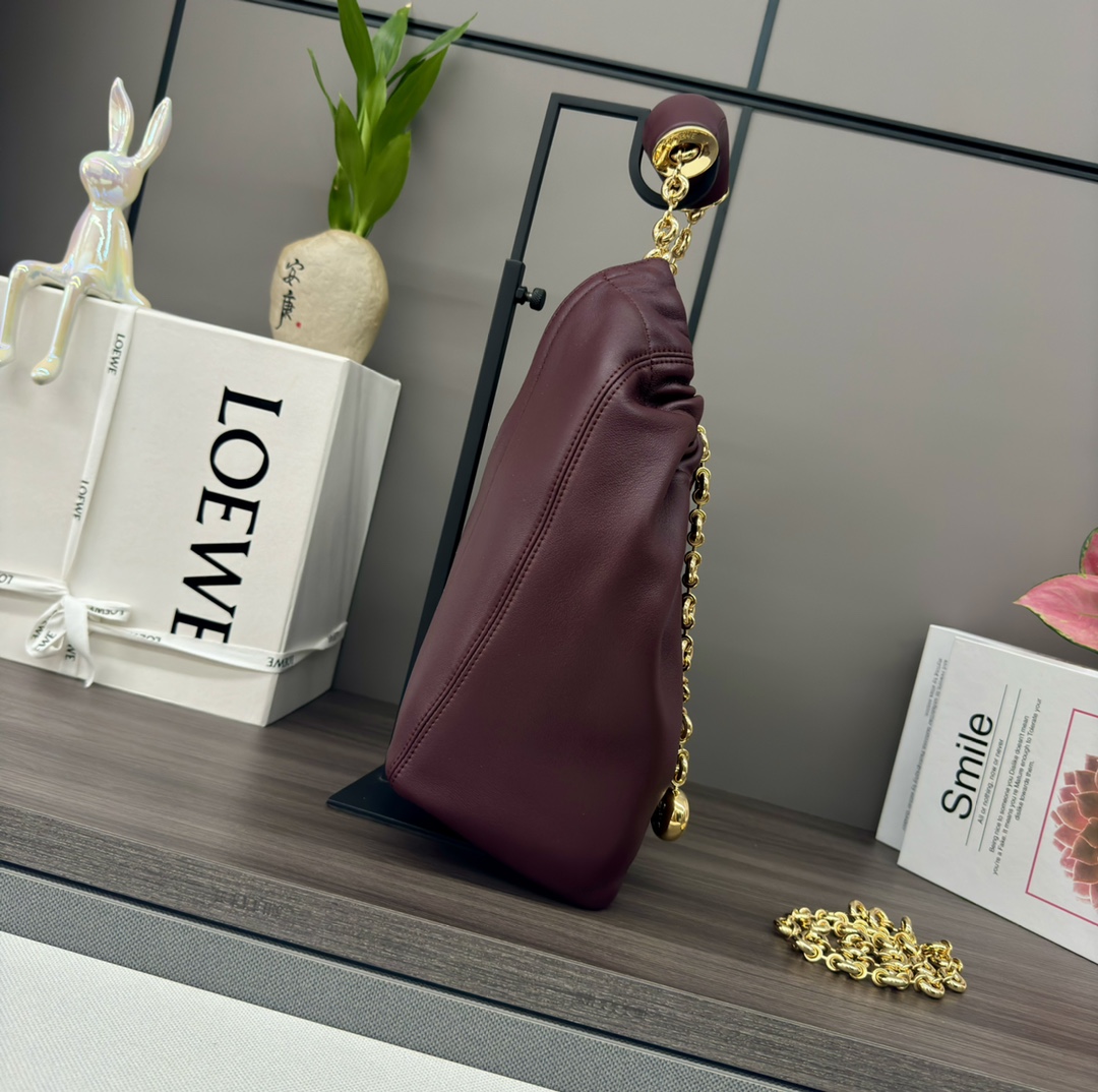 L0ew* squeeze bag-29*24*10.5cm