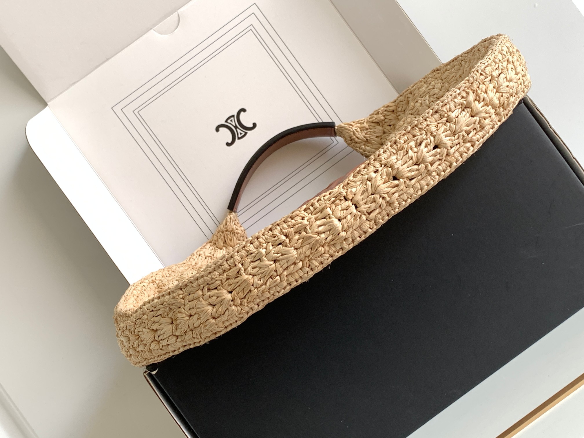 Ce**e classic panier bag-33 x 16 x 4cm