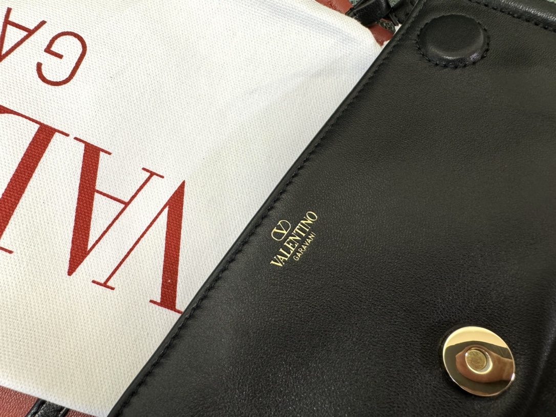 Va1e*ntin0 vlogo signature bag-26*1399cm