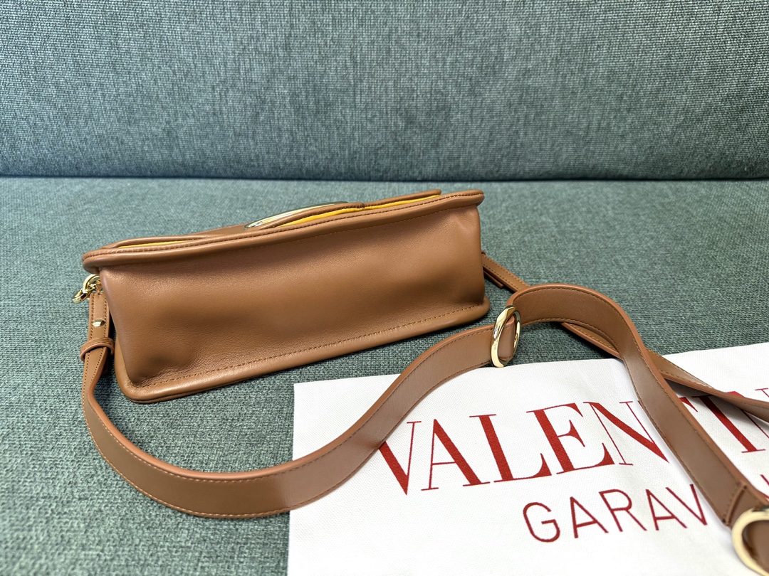 Va1e*ntin0 vlogo signature bag-26*1399cm