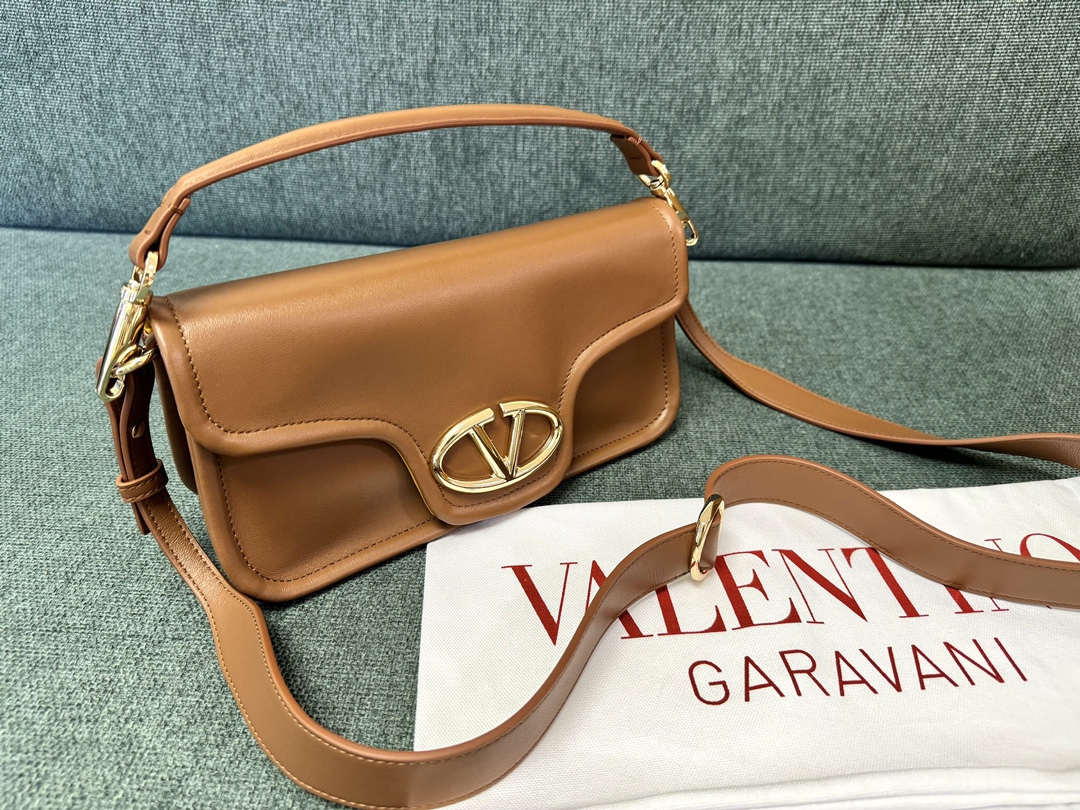 Va1e*ntin0 vlogo signature bag-26*1399cm