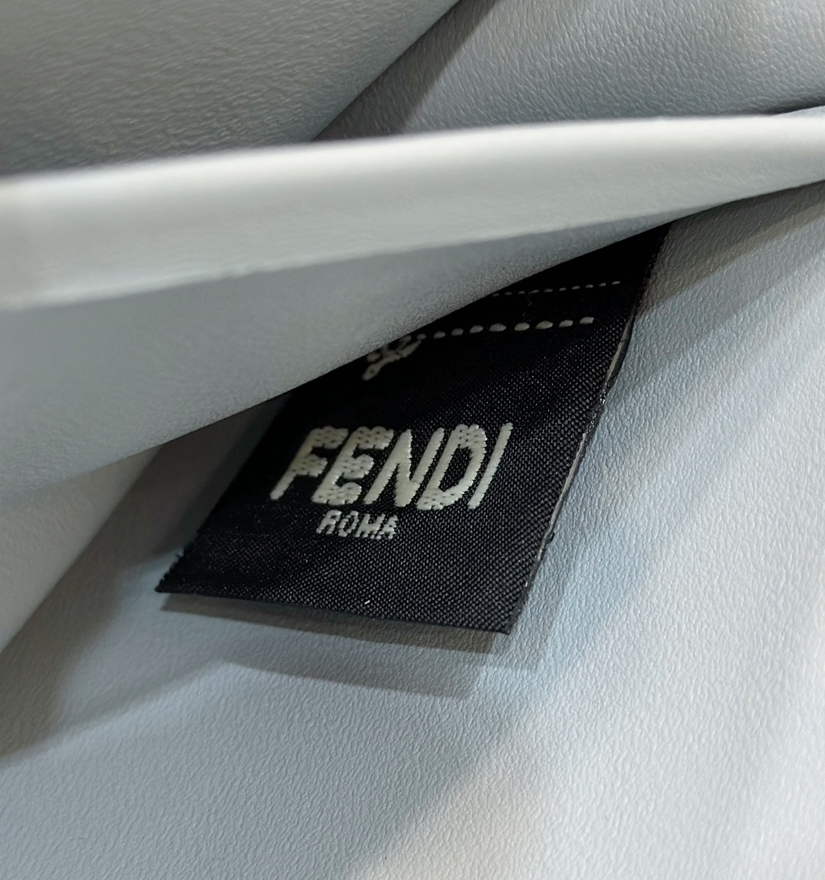 F**di baguette bag-21/5/11.5cm