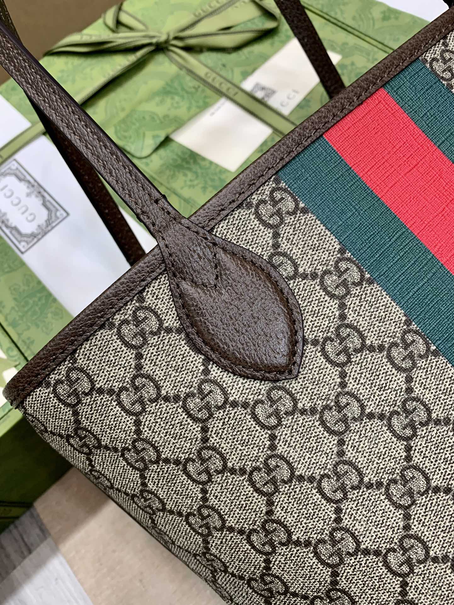 G*u*i ophidia tote bag-25 x 22 x 12m