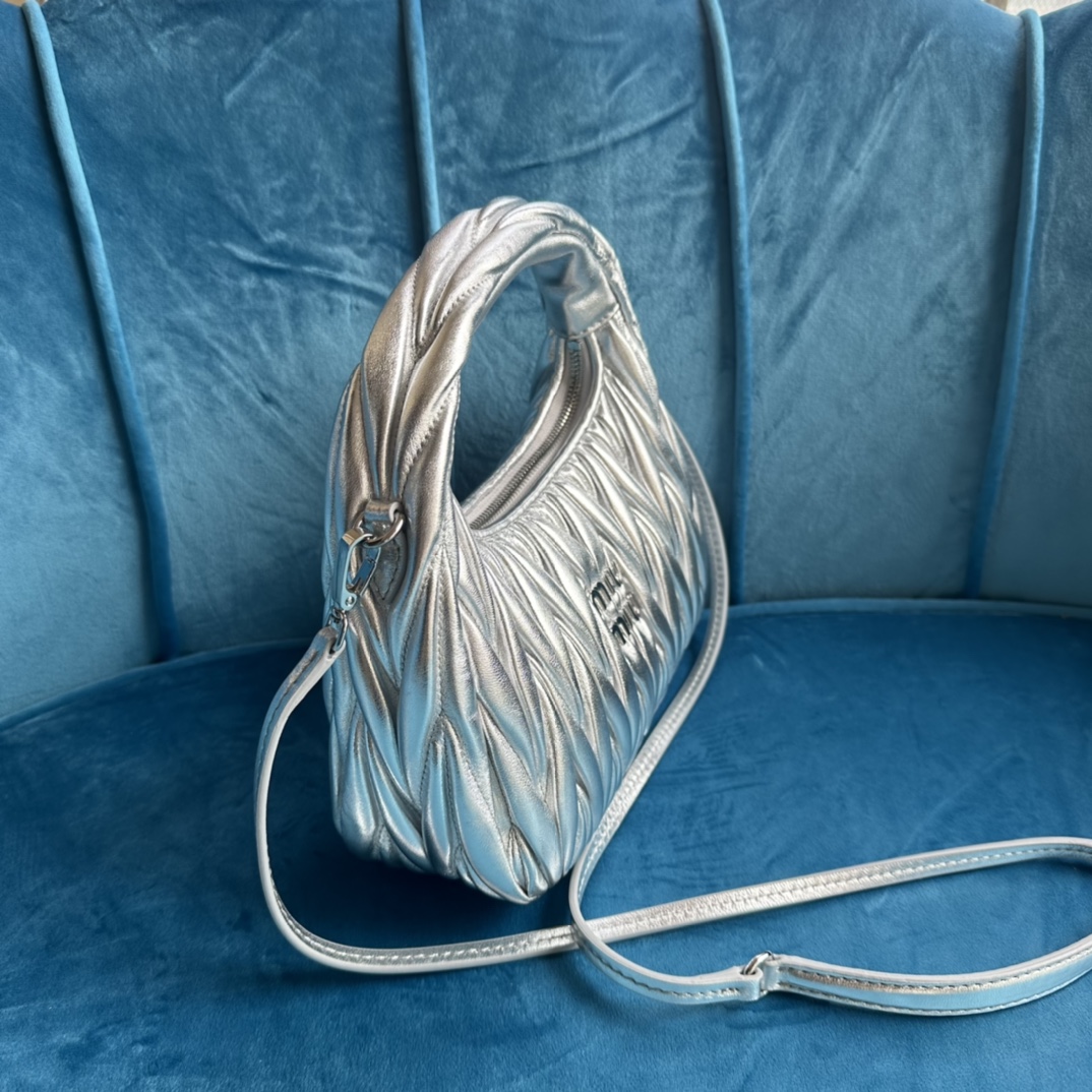 M*um*u wander hobo bag-23x13x7cm