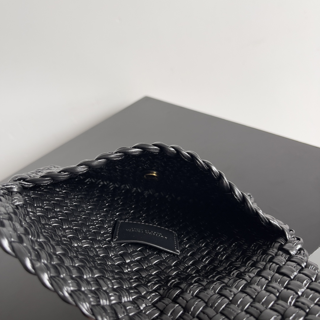 bo*te*ga Ve*ne*ta pouch bag-19*12.5*1cm