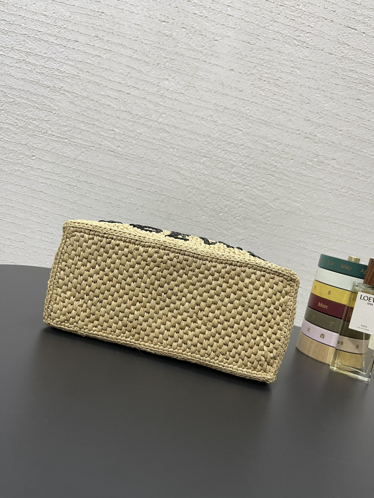 L0ew* raffia font tote bag-24✕11✕19.5cm