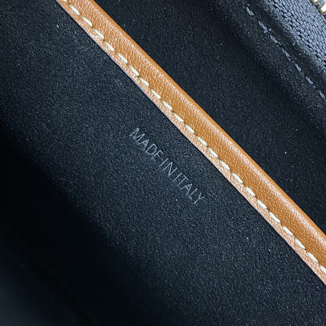 Ce**e brown leather ava hobo-24×13×7cm