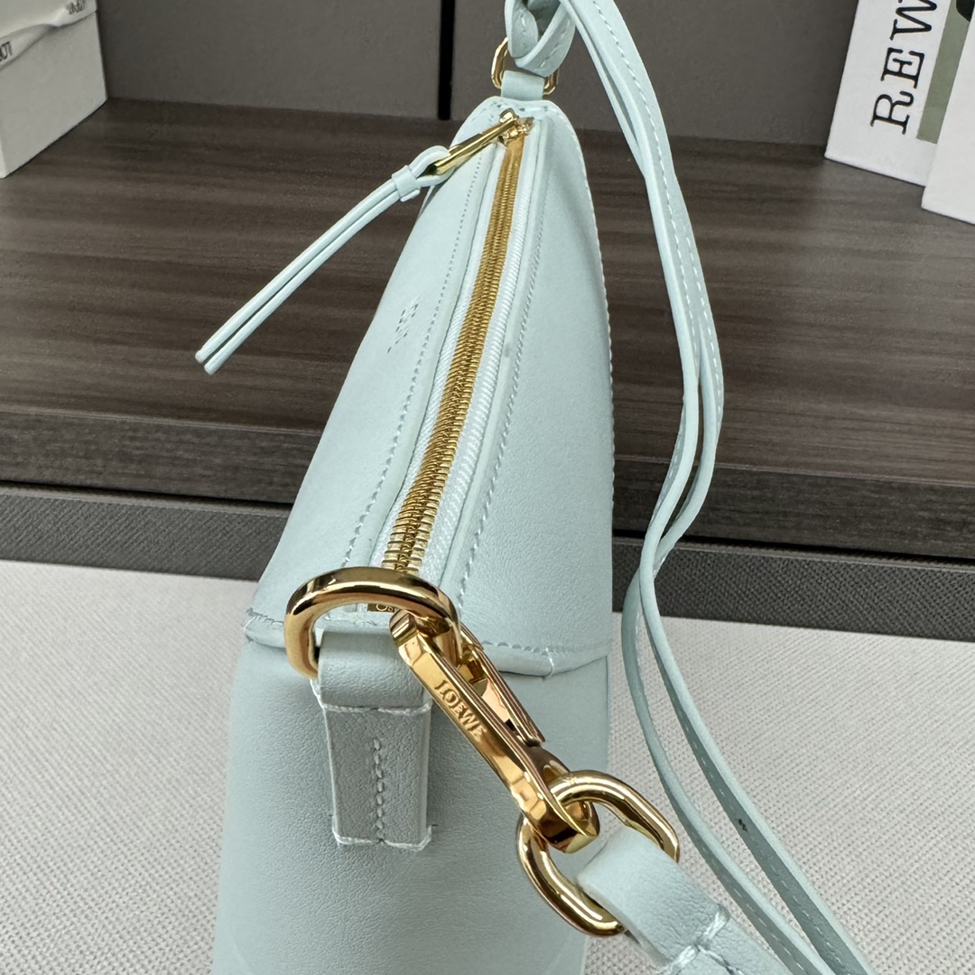 L0ew* puzzle fold pouch-23*6.5*15.5cm