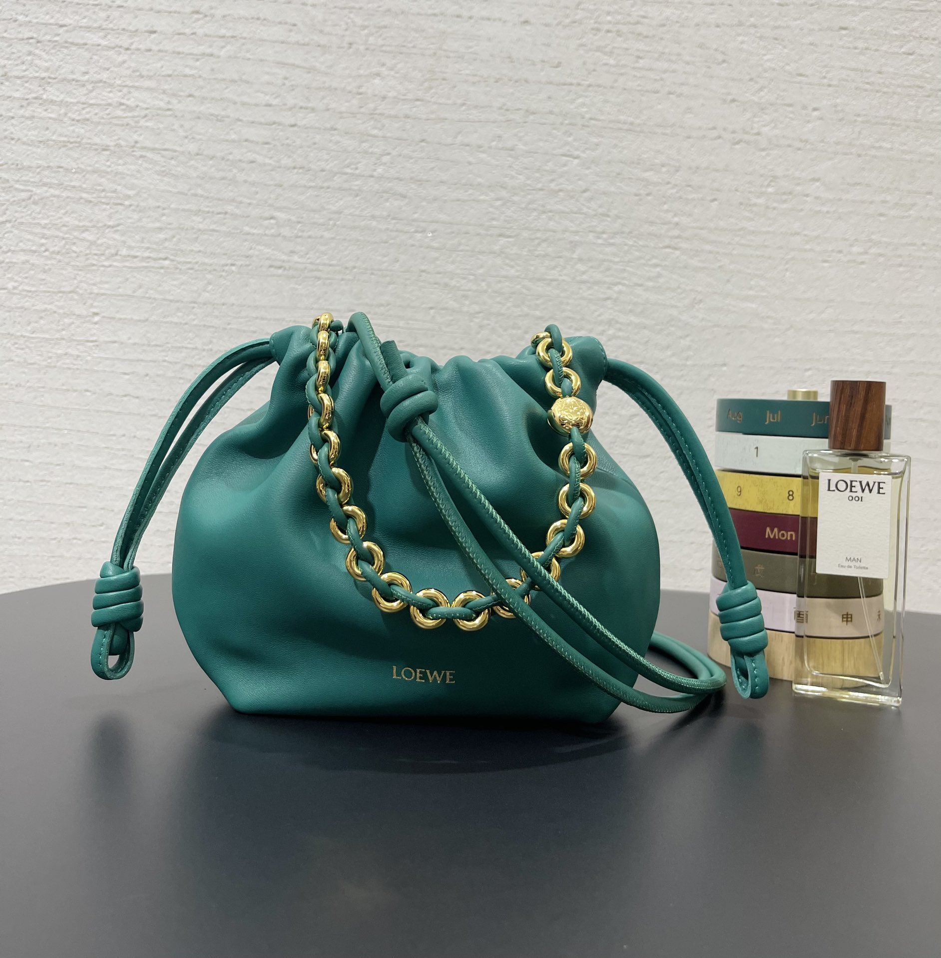 L0ew* flamenco purse 23*5.5*17cm