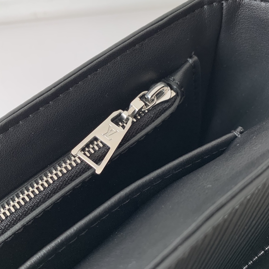 l0*is V*t0n twist mm bloom bag-23*17*9.5cm