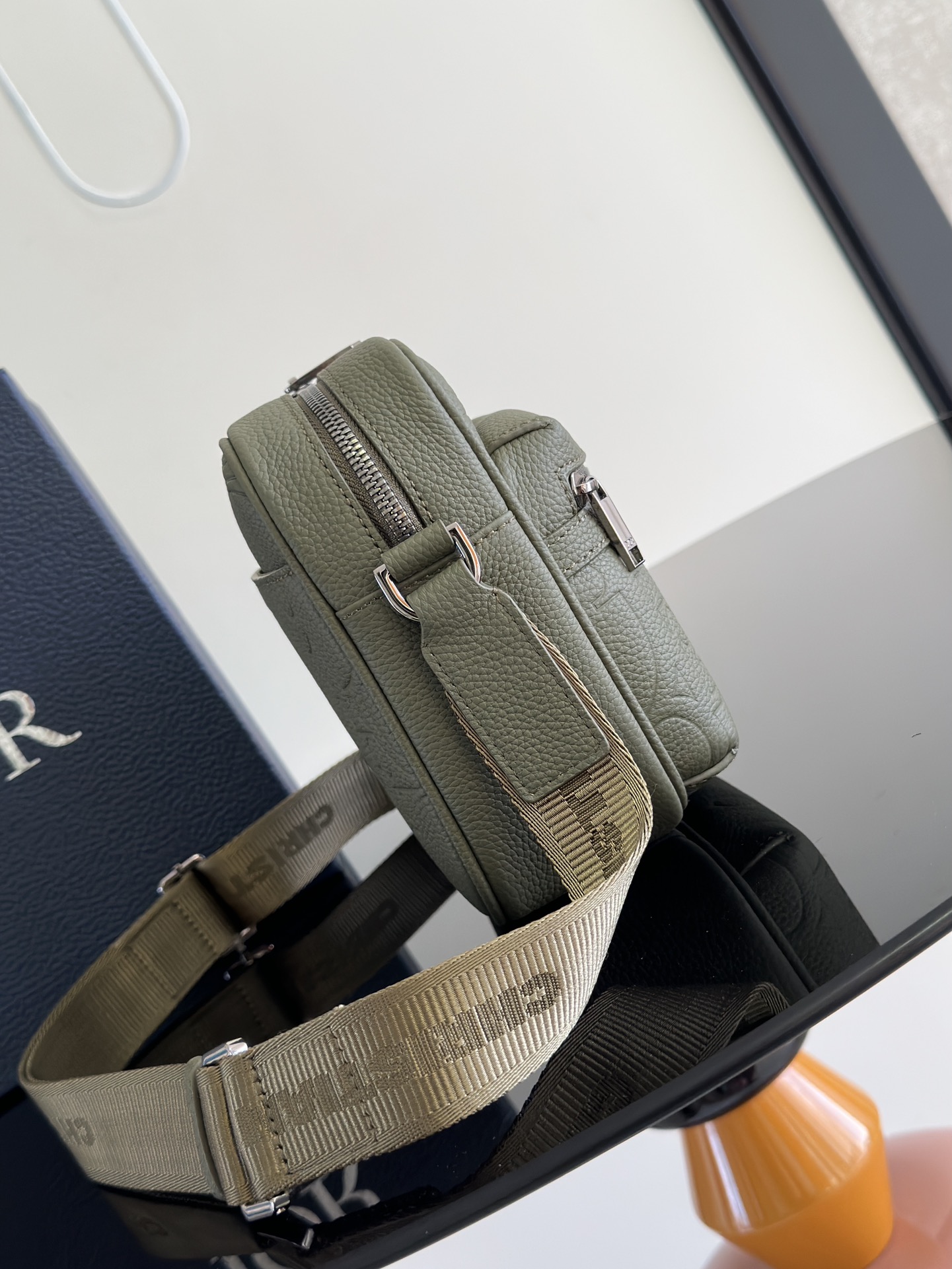 D*or rider 2.0 bag-23 x 17 x 7.5cm