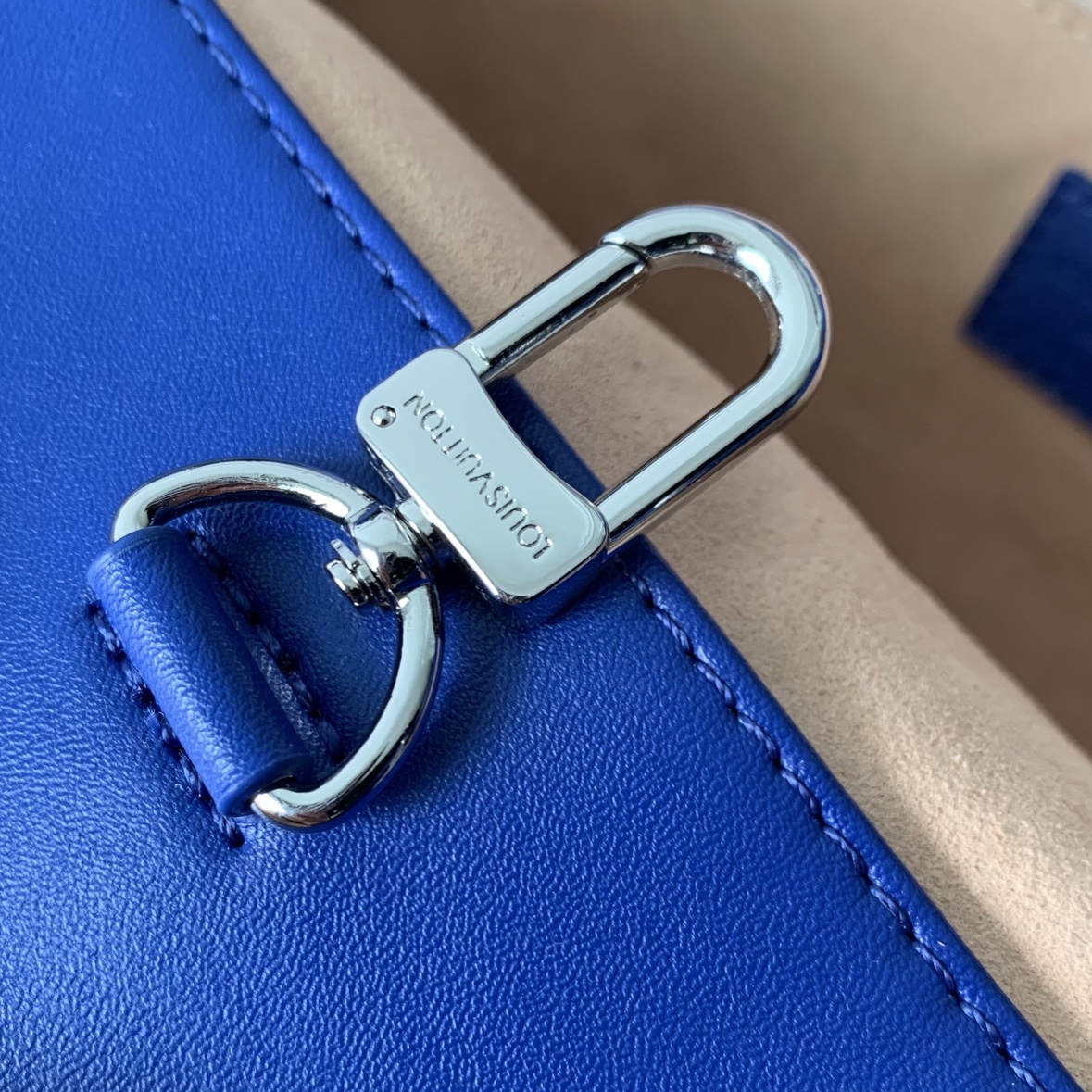 l0*is V*t0n shopper handbags-40 x 32 x 16cm