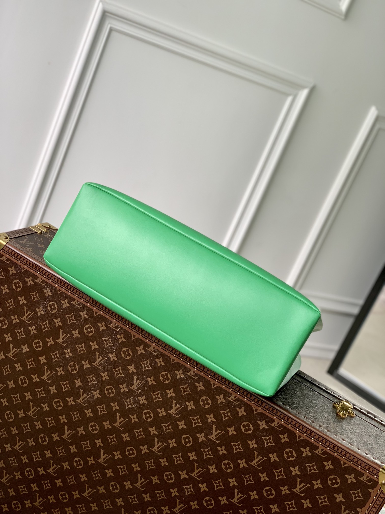 l0*is V*t0n shopper handbags-40 x 32 x 16cm