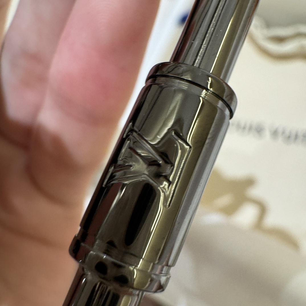 l0*is V*t0n belt-4cm