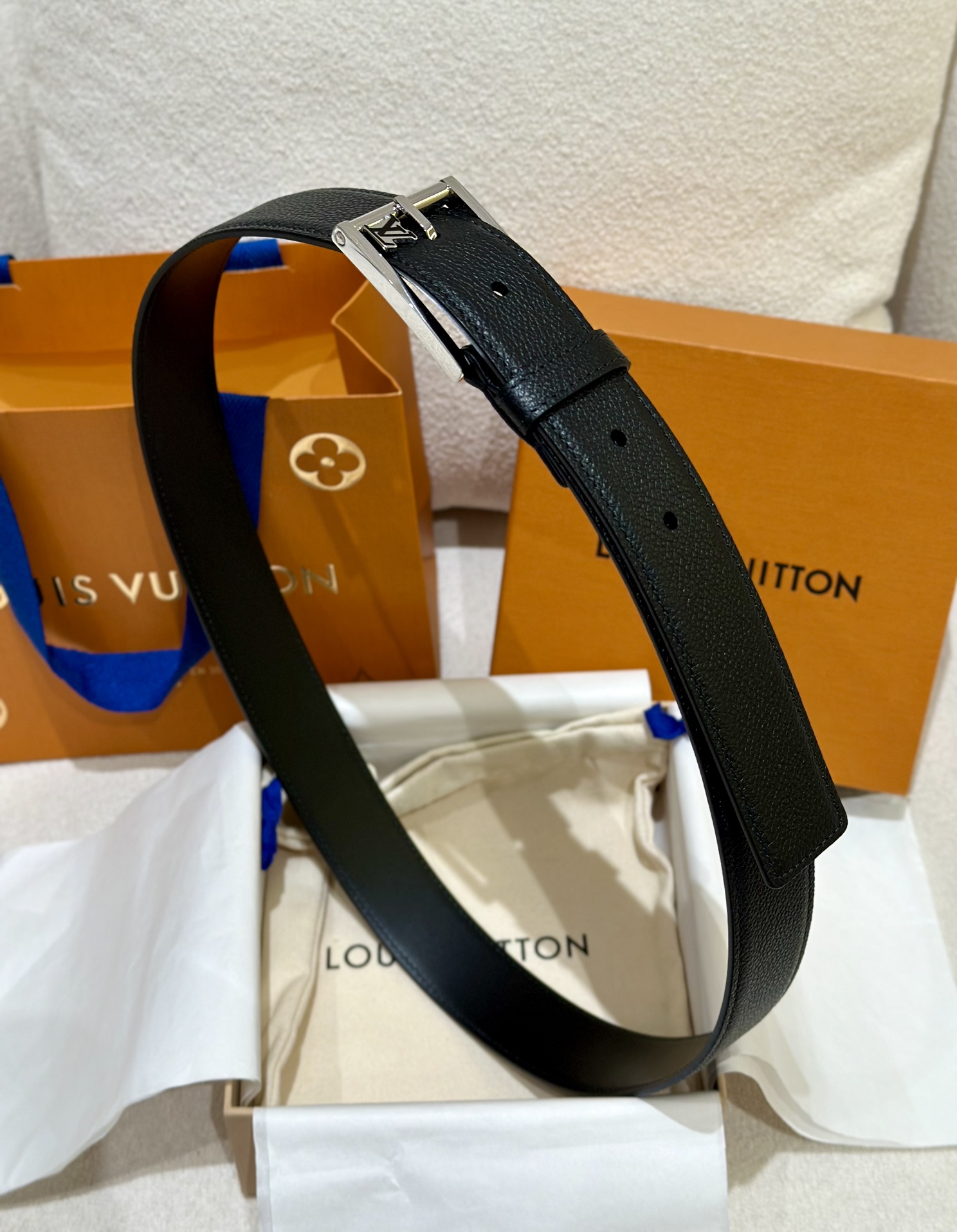l0*is V*t0n belt-3.5cm