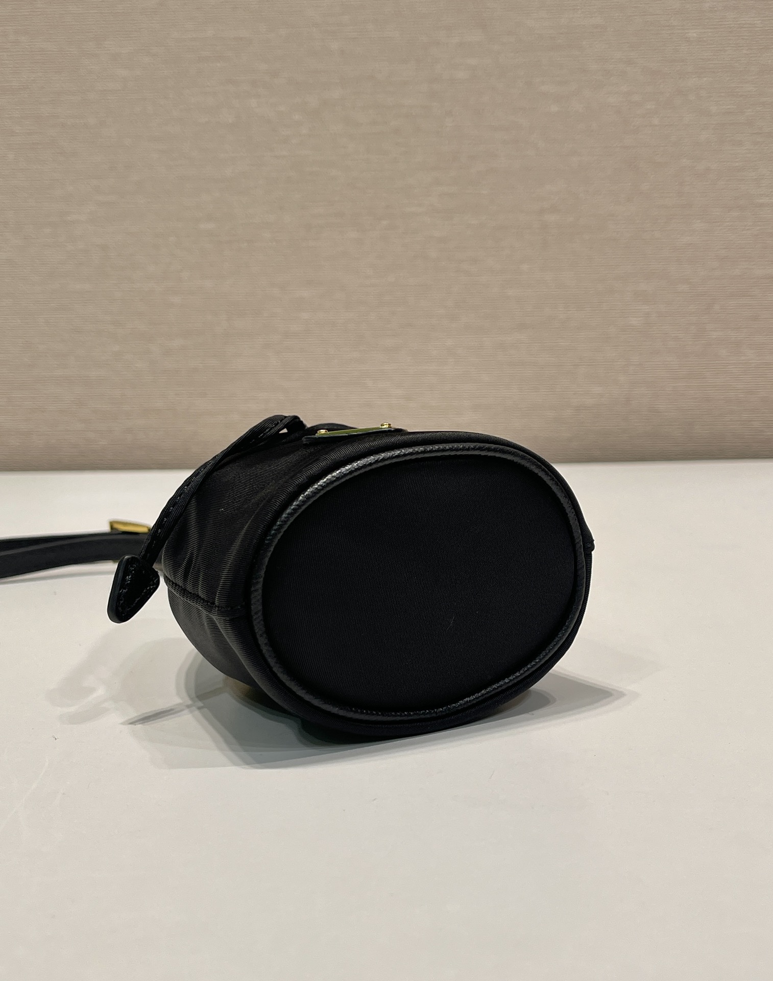 Pra*a 1tt202 re-nylon mini bag-8.5*10.5cm