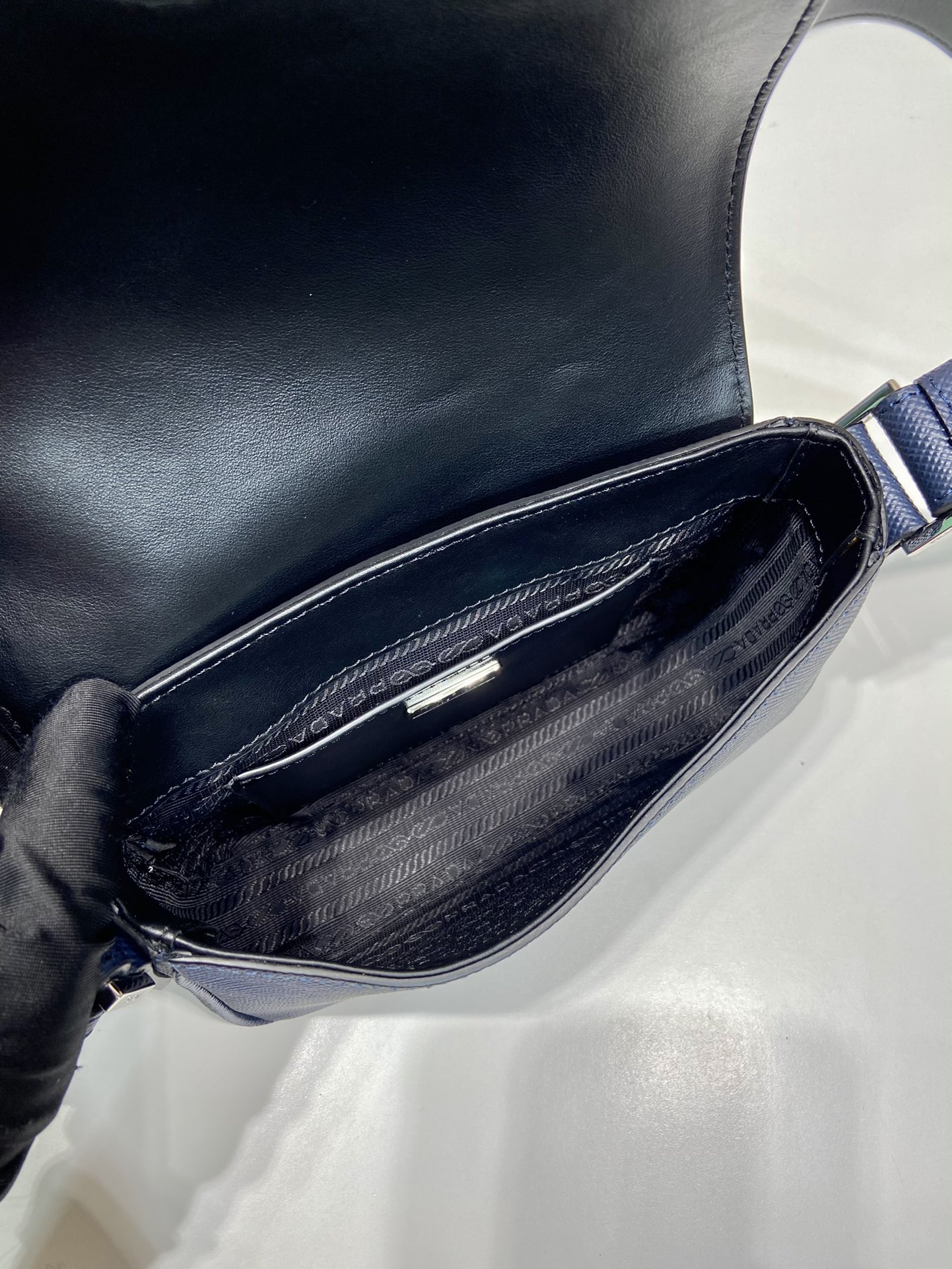 Pra*a 2vd065 shoulder bag-19*13*5cm