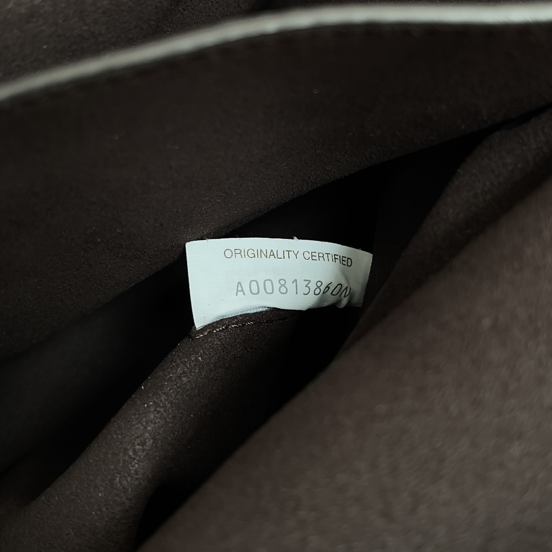 bo*te*ga Ve*ne*ta backpack-46.5*14*30cm