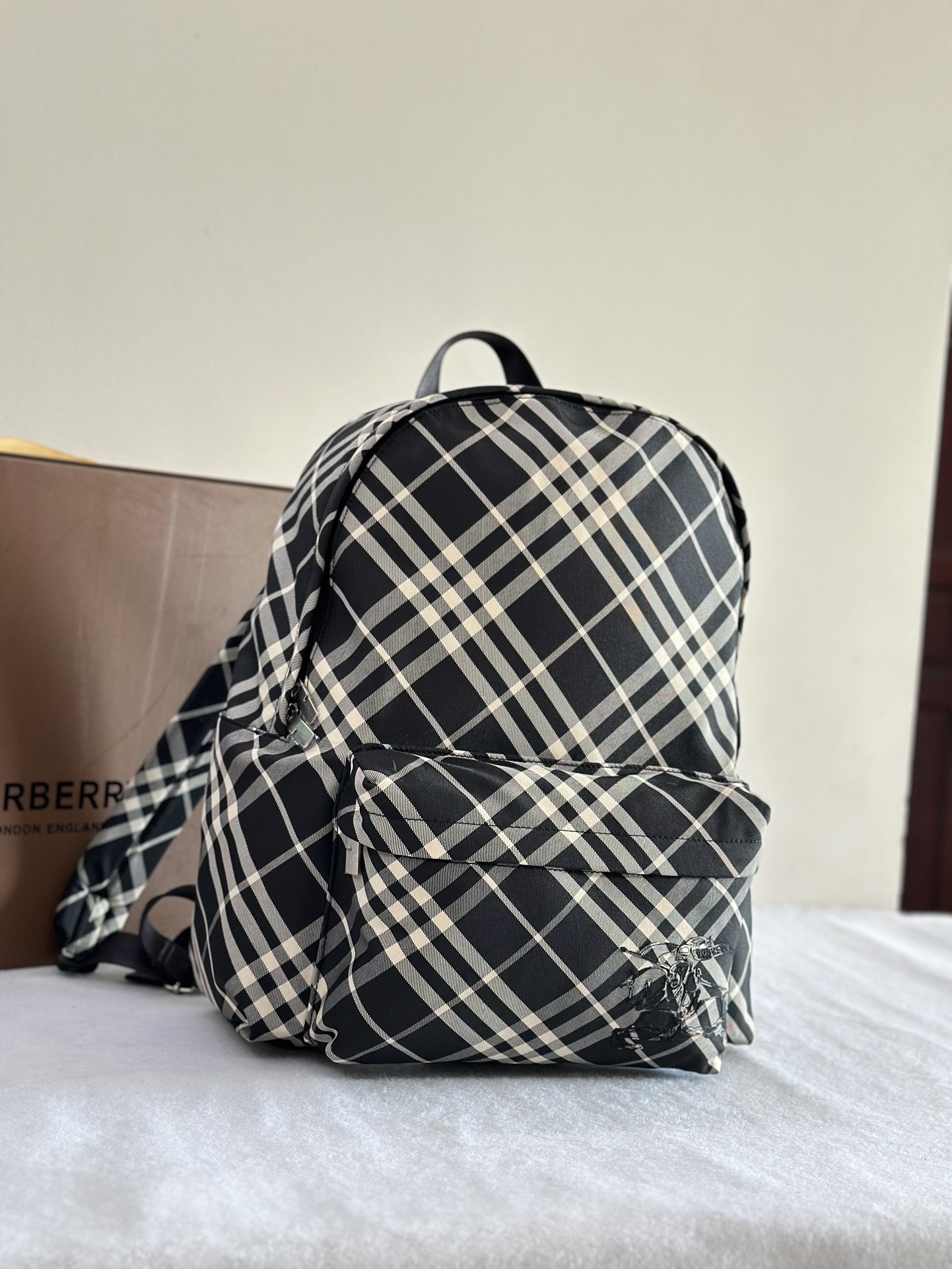 B**rry backpack-35 x 14 x 41cm