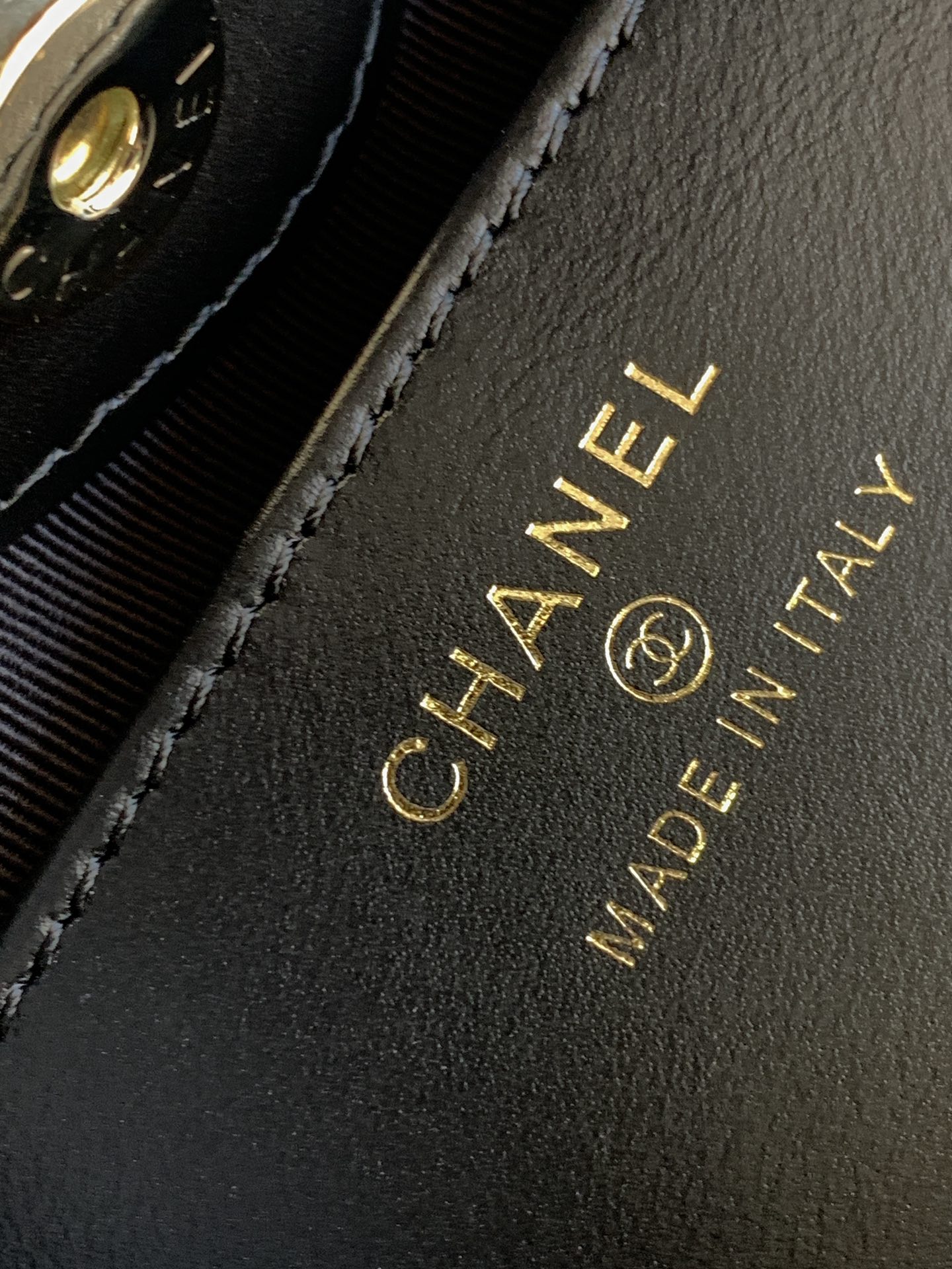 Ch@nel Nano 31 Bag-20.5*17.5*4CM