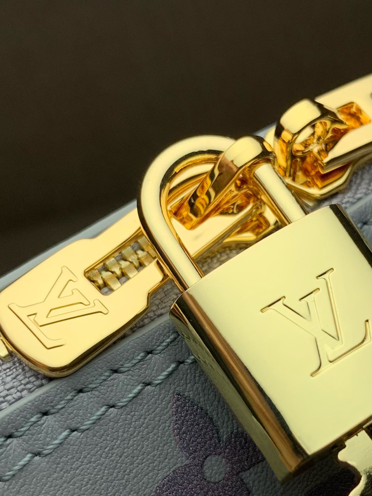 l0*is V*t0n damierlicious alma bb m12561-23.5 x 17.5 x 11.5cm