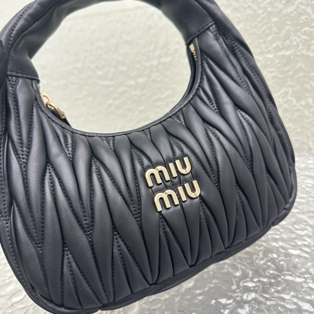 M*um*u wander hobo bag-20*6*17cm