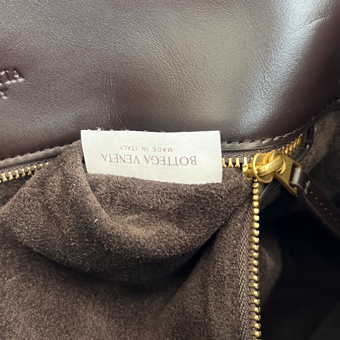 bo*te*ga Ve*ne*ta medium liberta bag-30*20*8cm