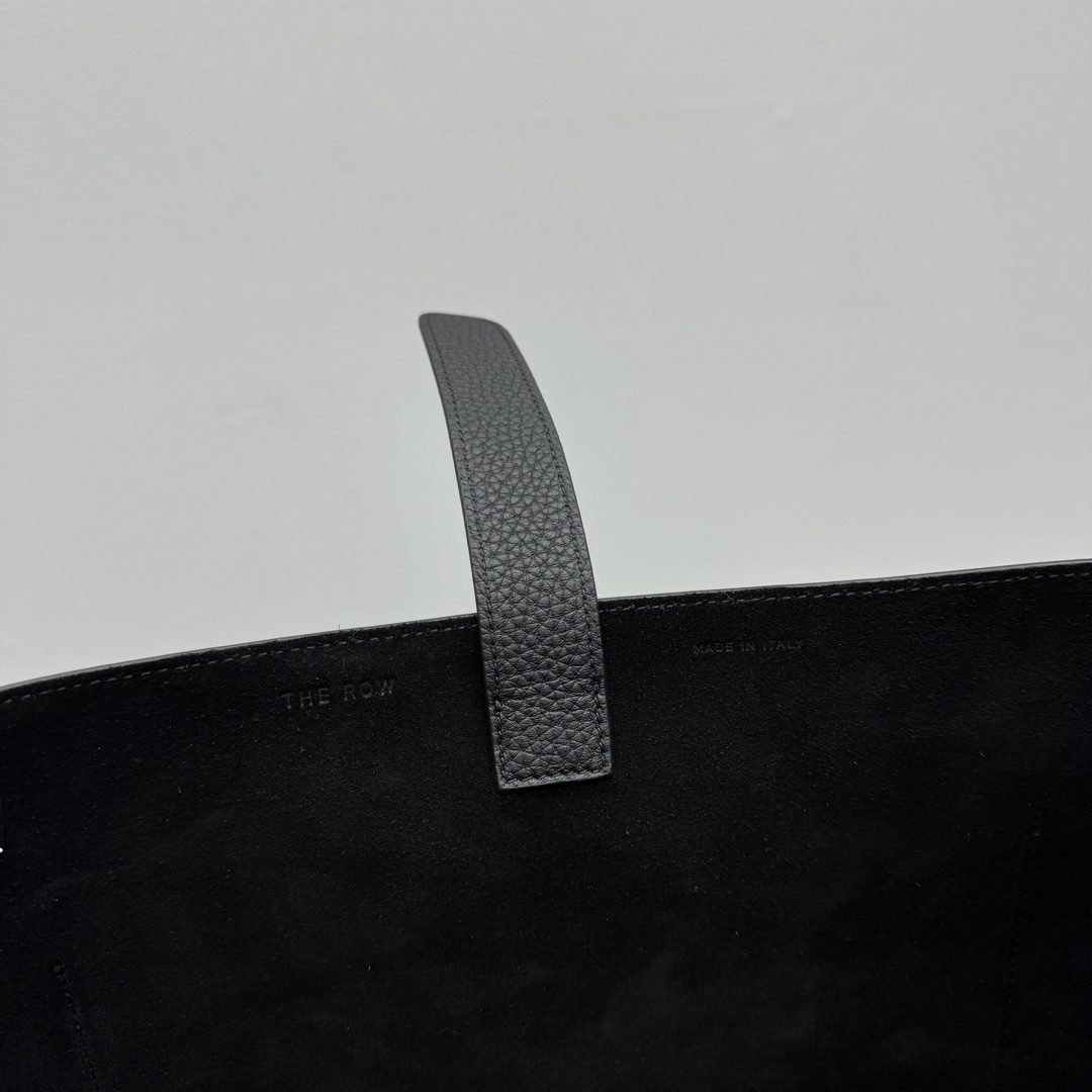 The R0w blake hobo bag-31*34*10cm