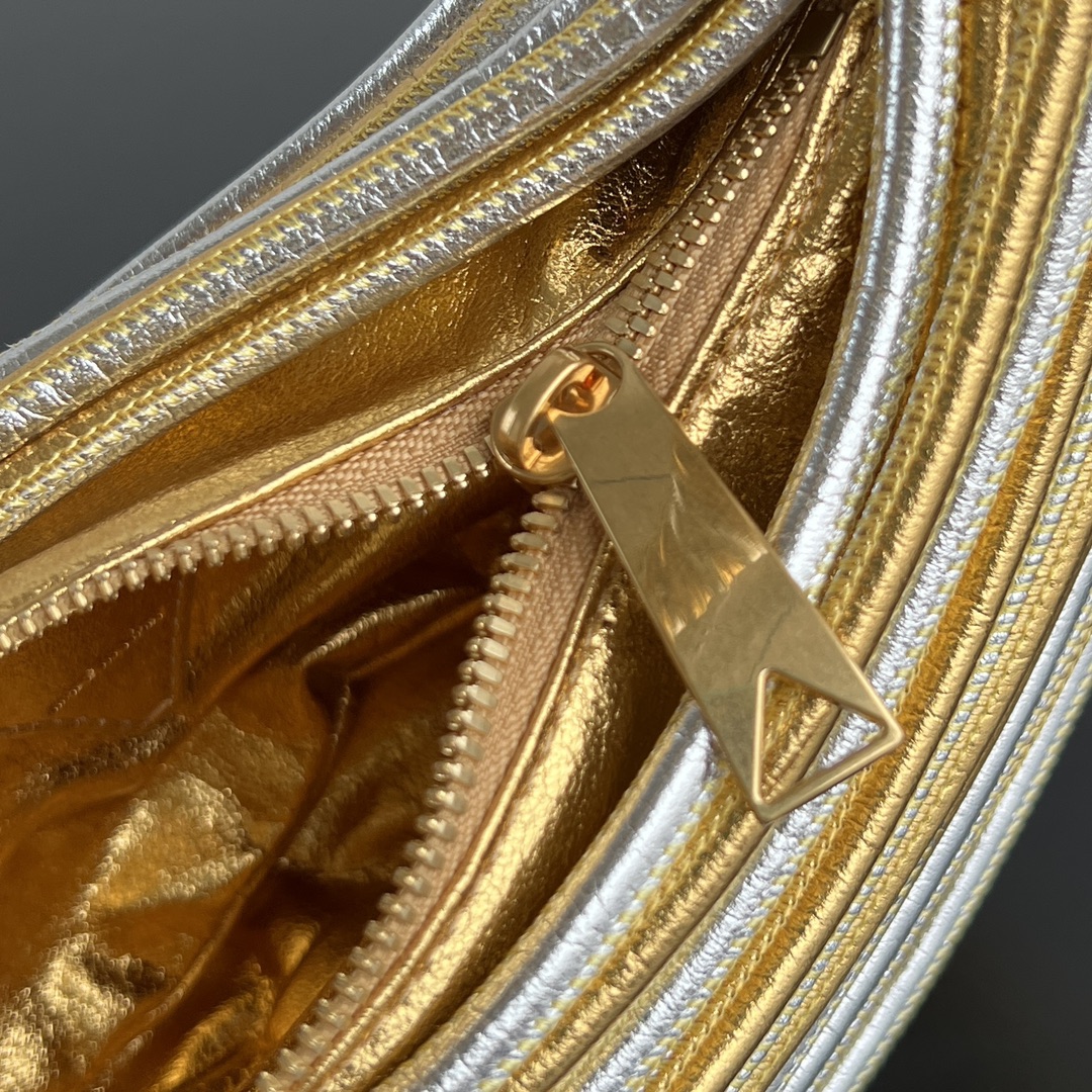 B0tt*ga jodie-28x23x8cm