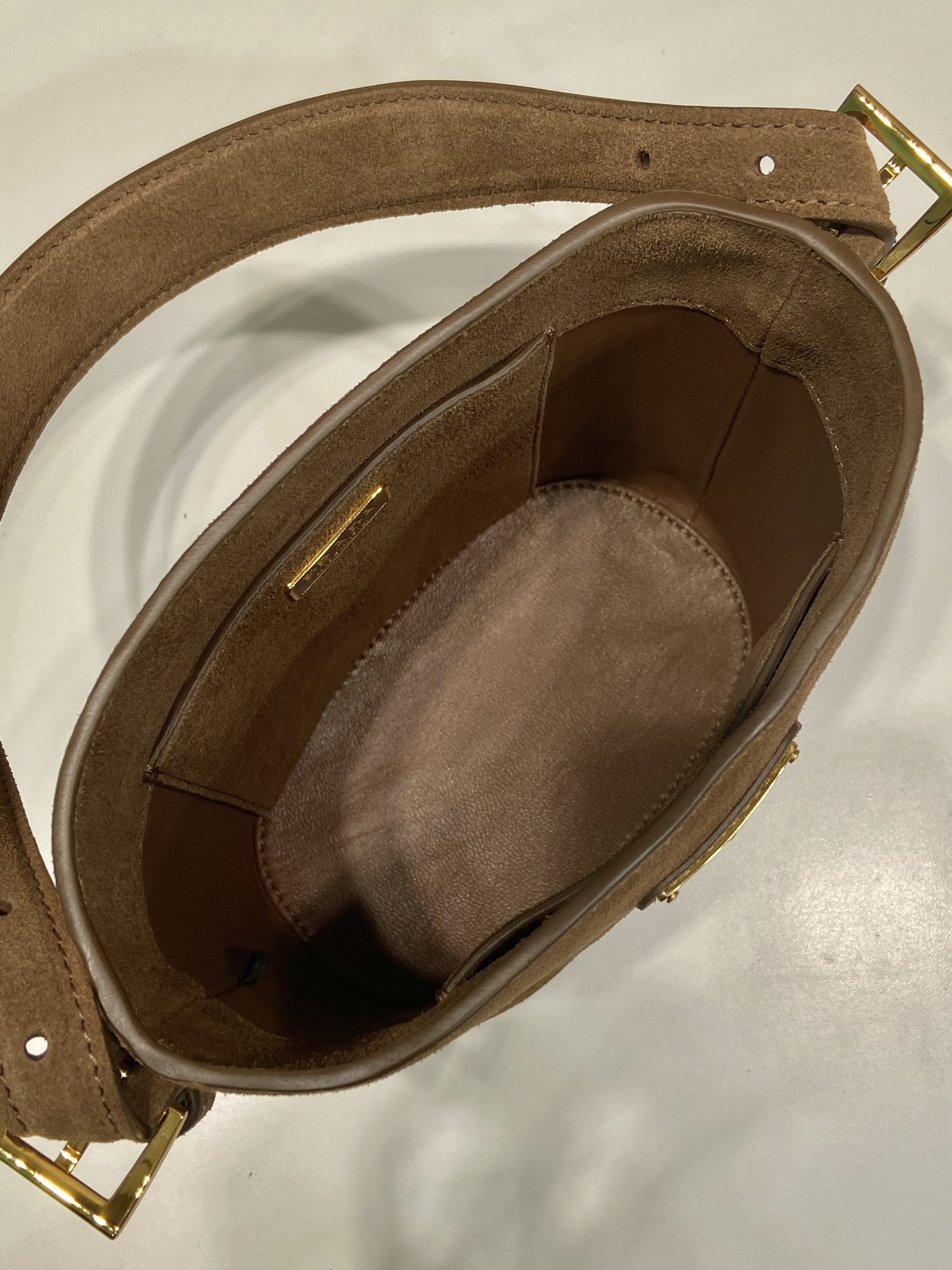 Pra*a cinnamon suede mini bucket bag-1be078a-31*18*10cm