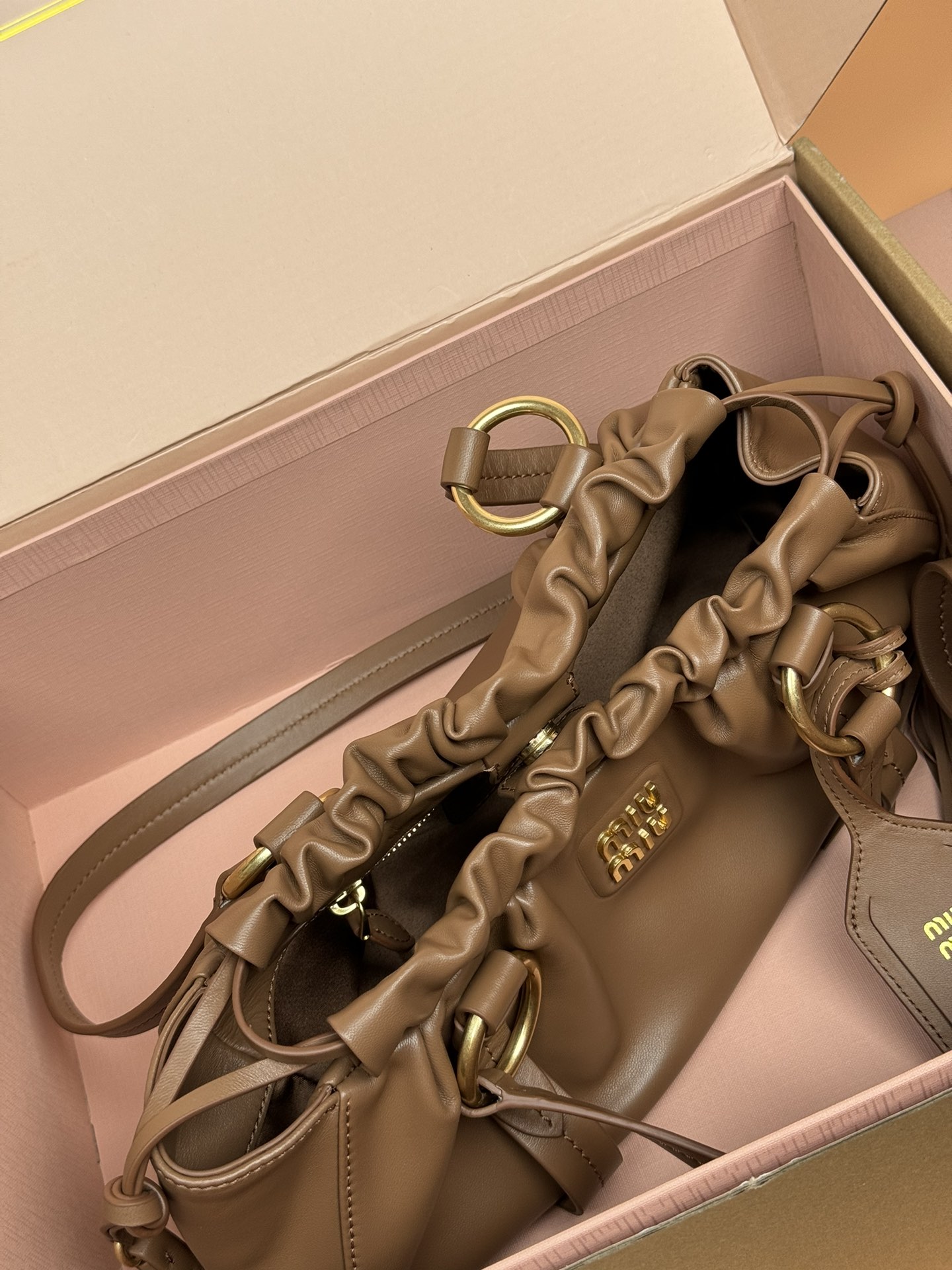 M1um1u joie nappa leather bag-32*16*10.5cm