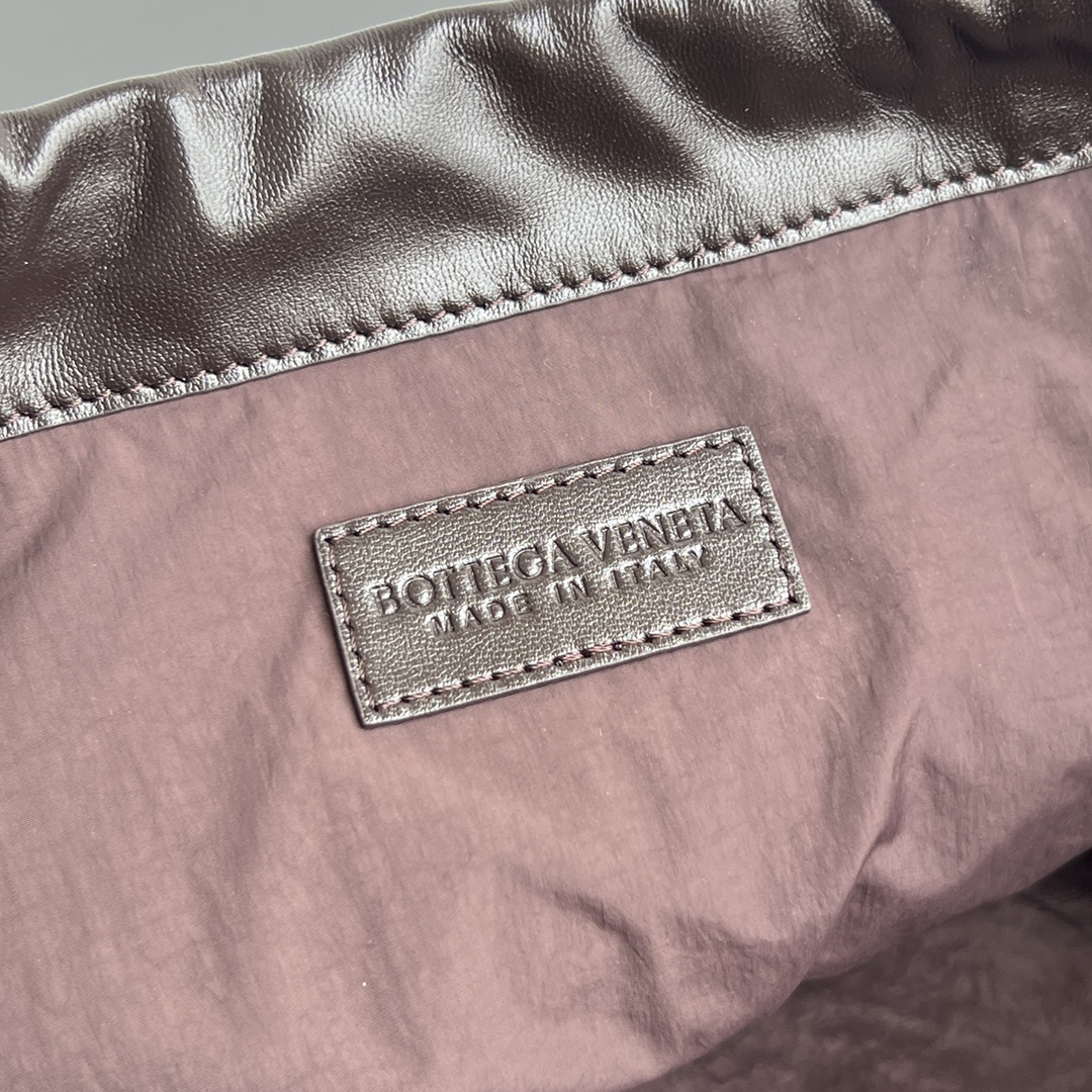 b0tt*ga Ven*ta dustbag-32*23*1cm