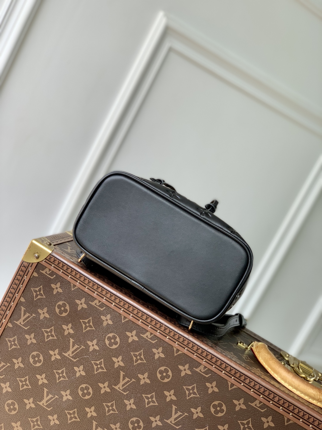 l0vis Vvtt0n coussin backpack-26 x 10 x 21cm