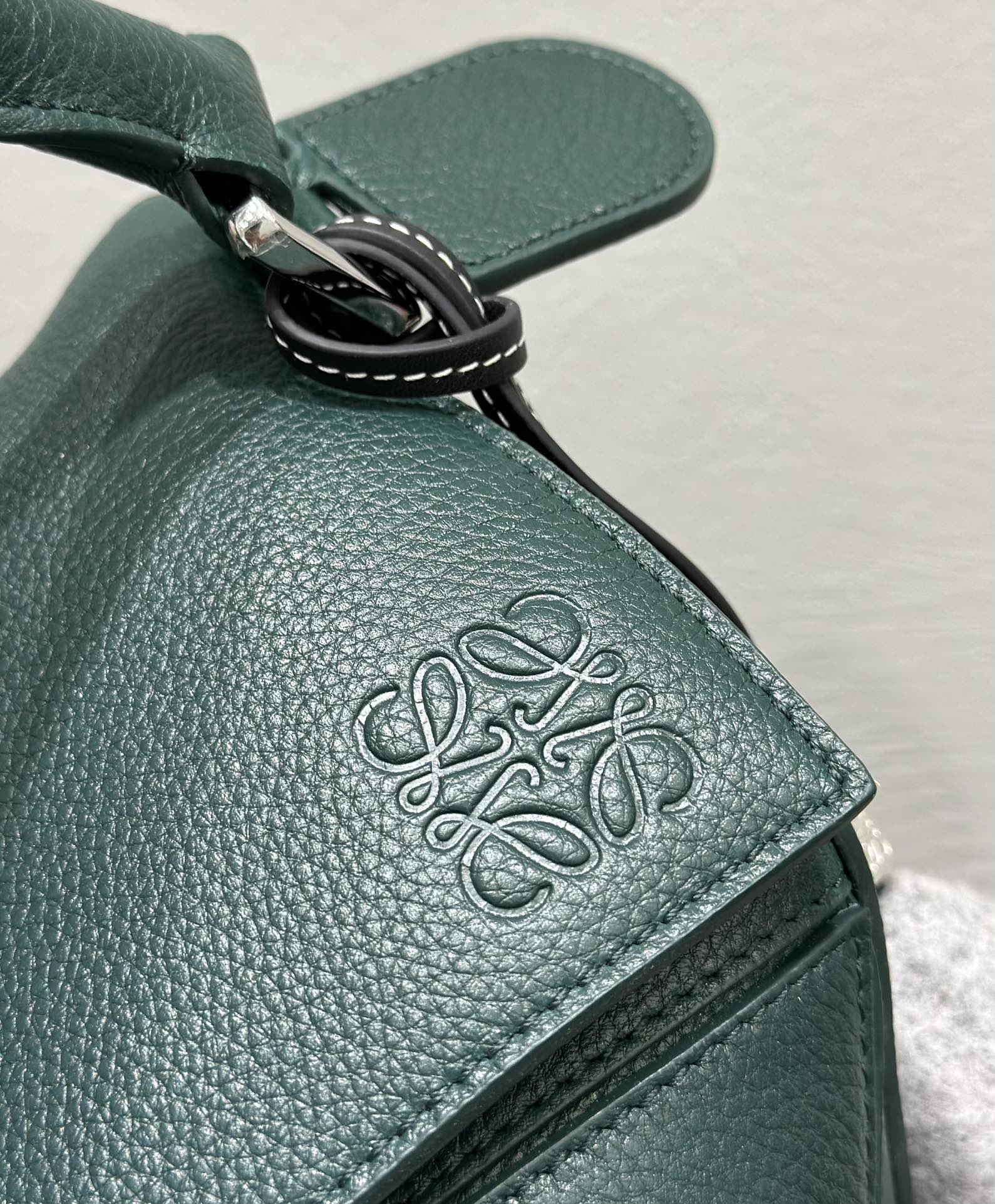 Lowee Puzzle Edge Bag-33*14*21.5CＭ