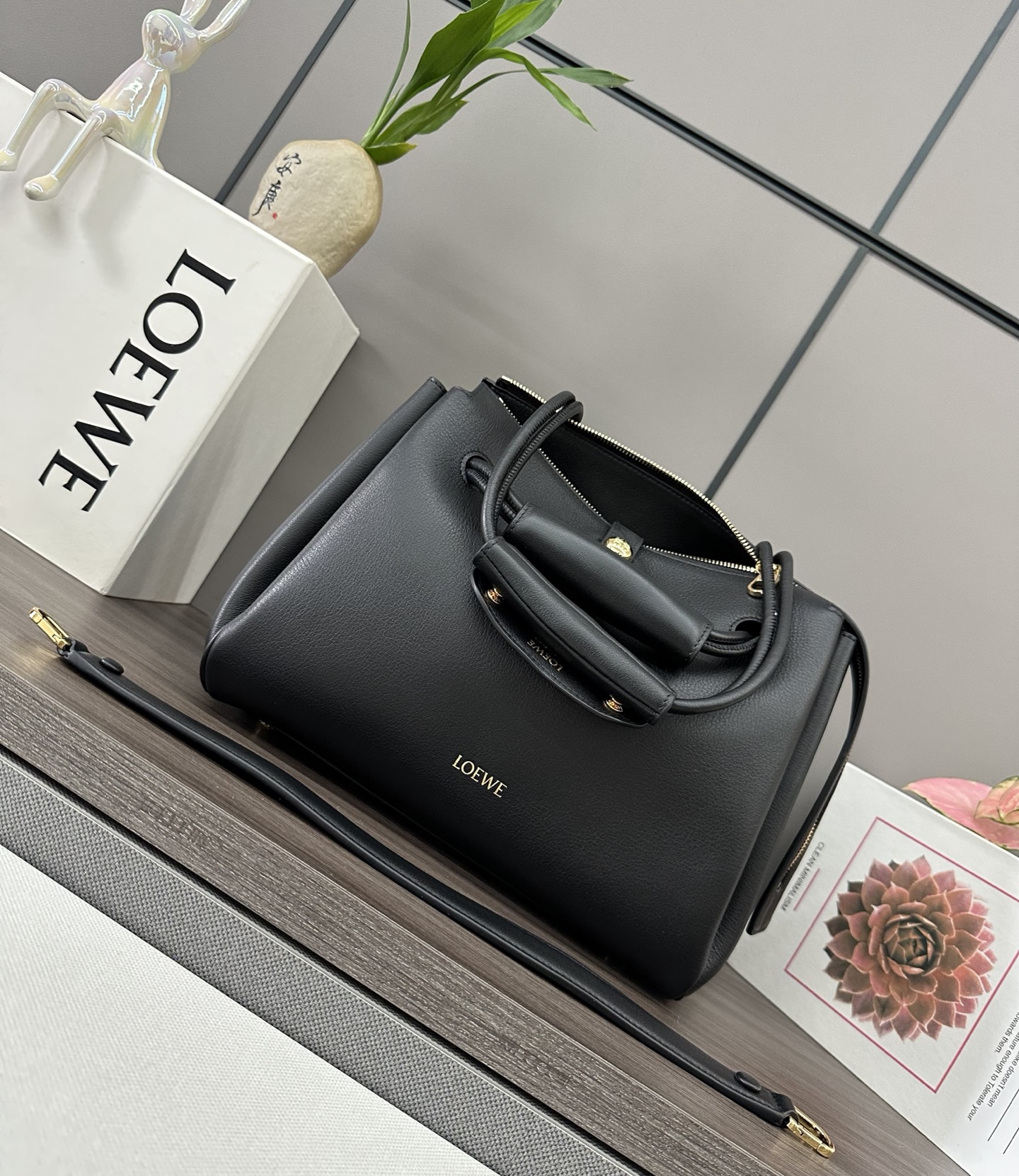 Lowee Madrid Bag-28.5*11*23CM