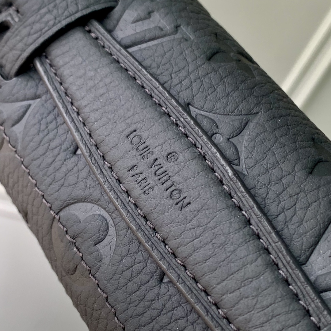 l0vis Vvtt0n soul trunk handbag-15 x 7 x 19cm