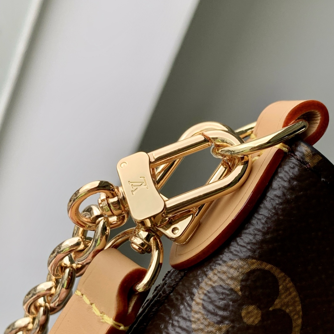 l0vis Vvtt0n nano boulogne odeon bag-21 x 7 x 11.5cm