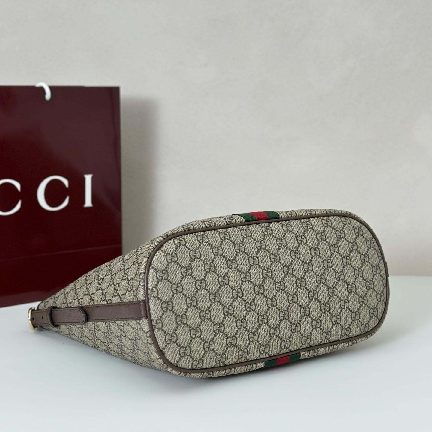 Gvc*1 ophidia shoulder bag-33.5*16*30cm