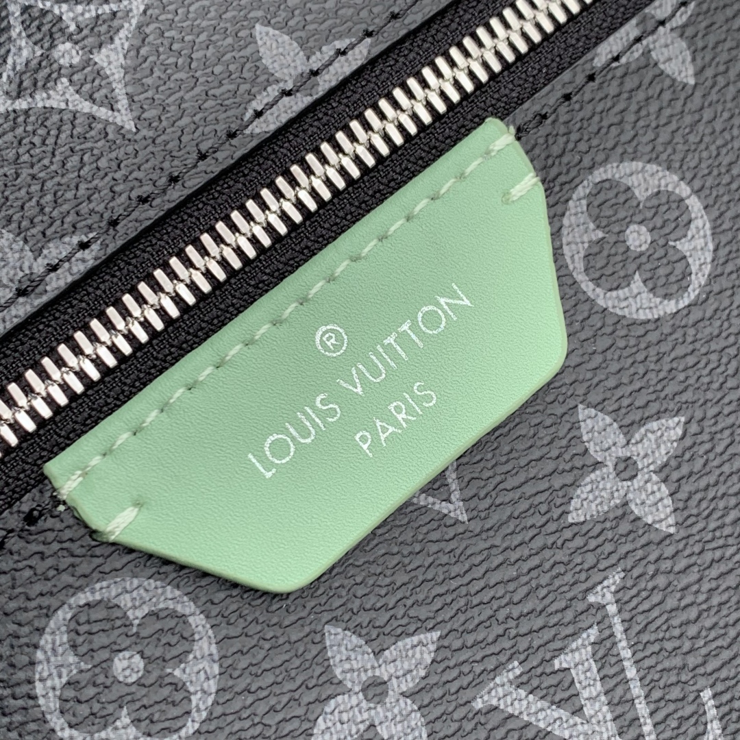 l0vis Vvtt0n discovery backpack-m14884-38 x 20 x 29cm