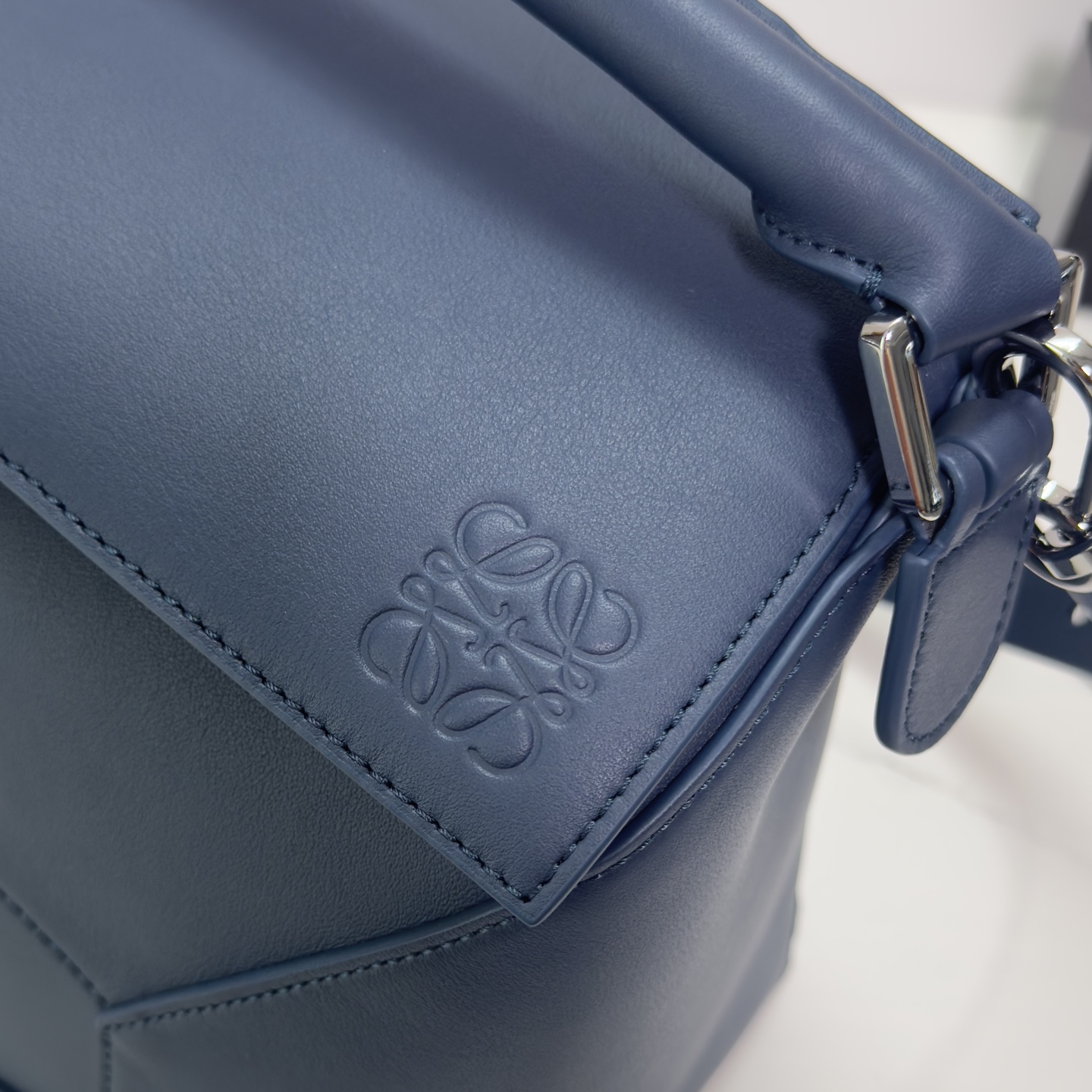 Lowee Puzzle Bag-33*14.7*21.5CM