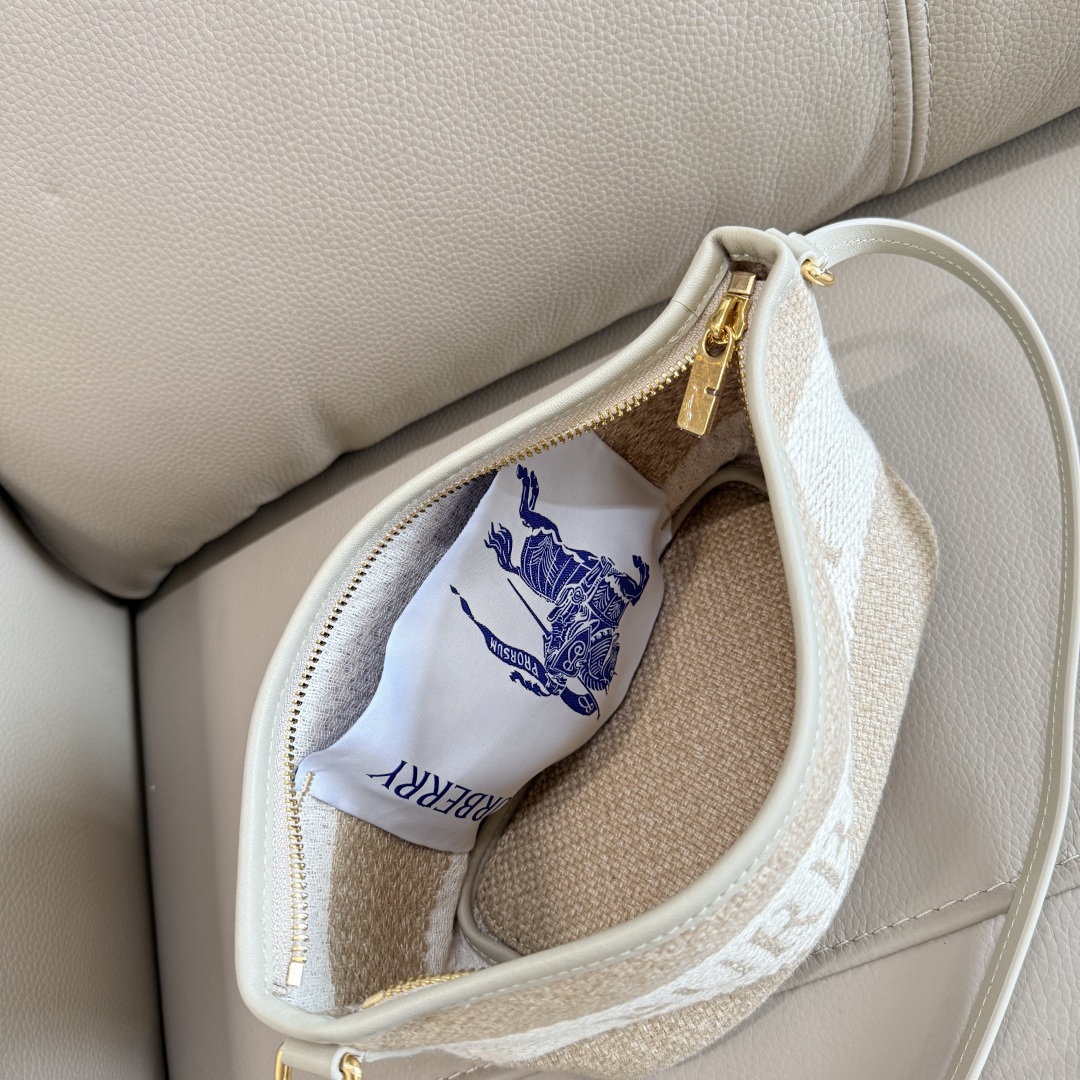 Bv*b*rry vintage bag-26x11x13cm