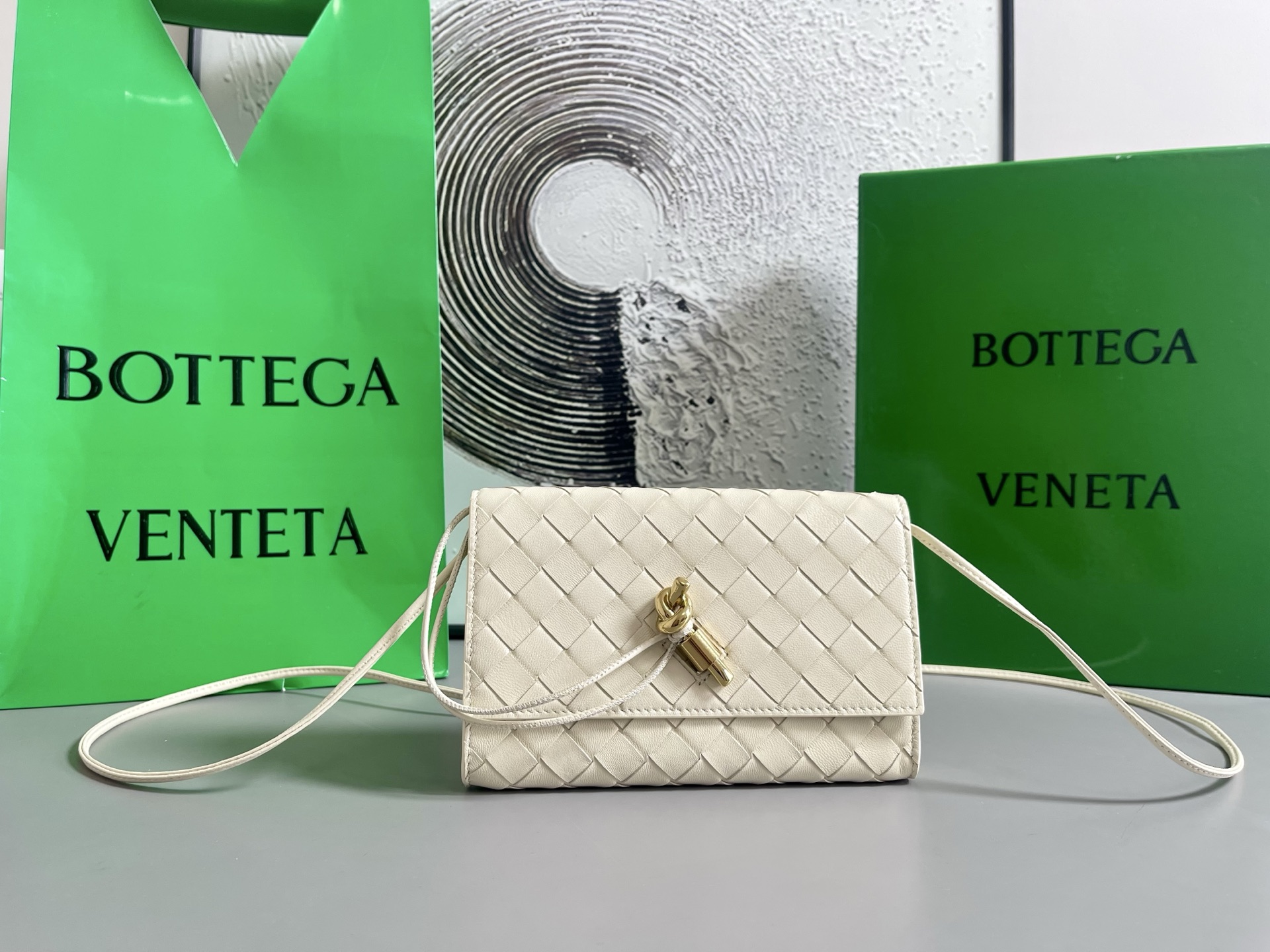 b0tt*ga Ven*ta andiamo pouch-12.6*19*2cm